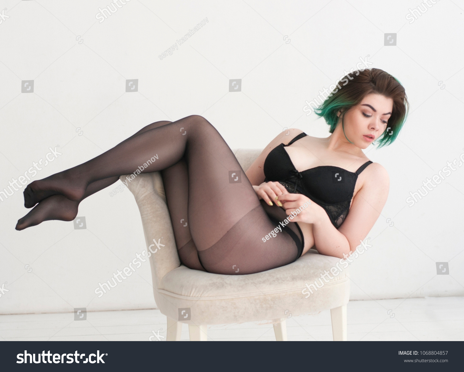191 Stockings Bending Stock Photos, Images & Pictures