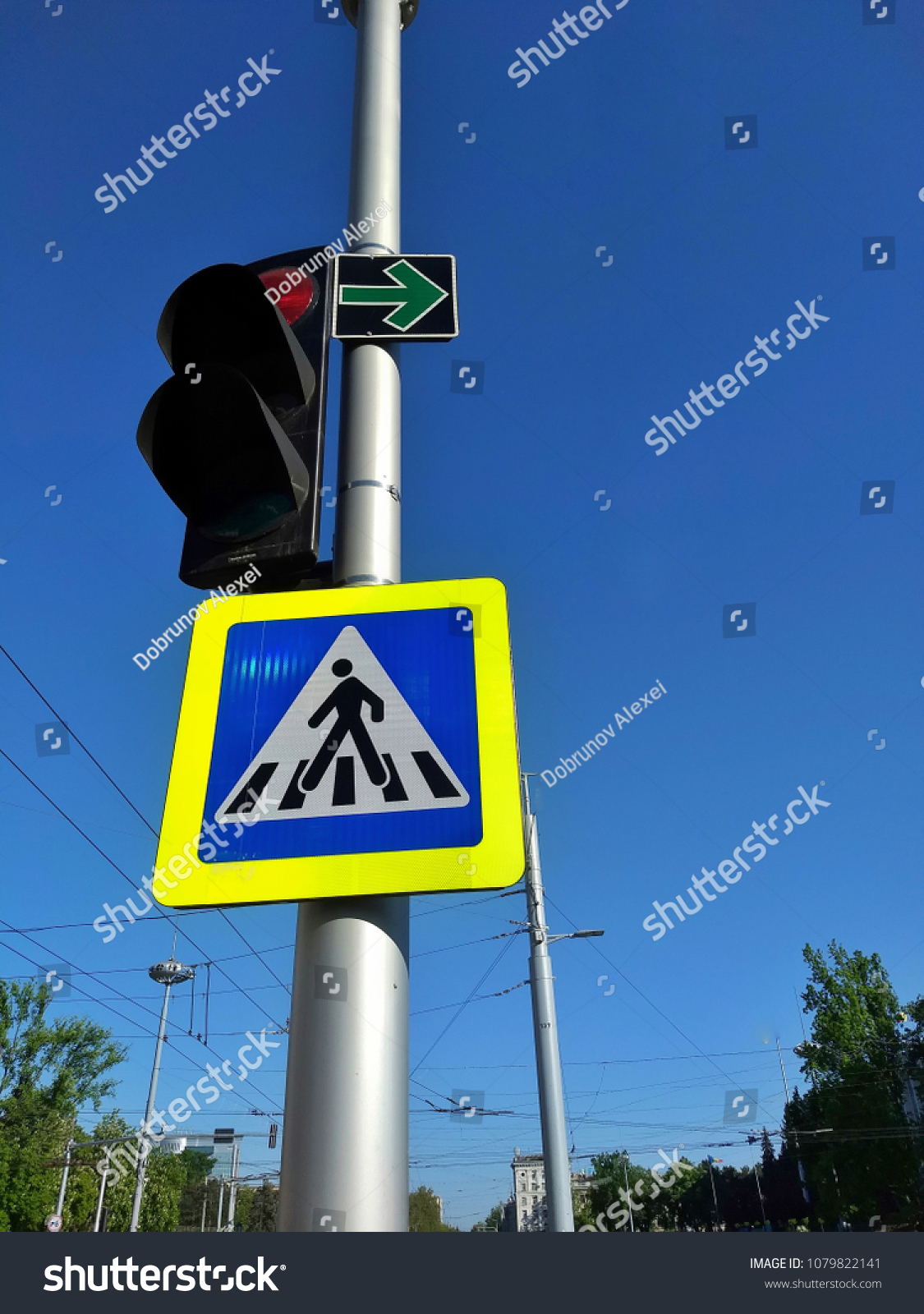 Traffic Lights Crosswalk Sign Stock Photo 1079822141 | Shutterstock