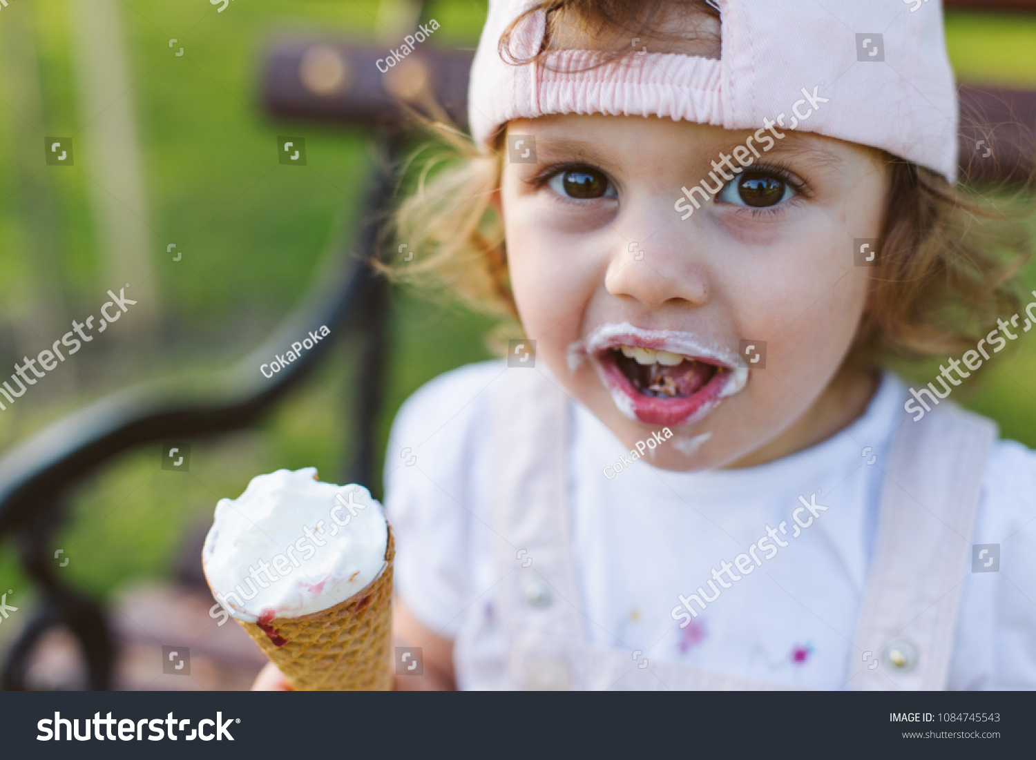 Closeup Smeared Little Girl Eating Ice Stock Photo 1084745543 ...