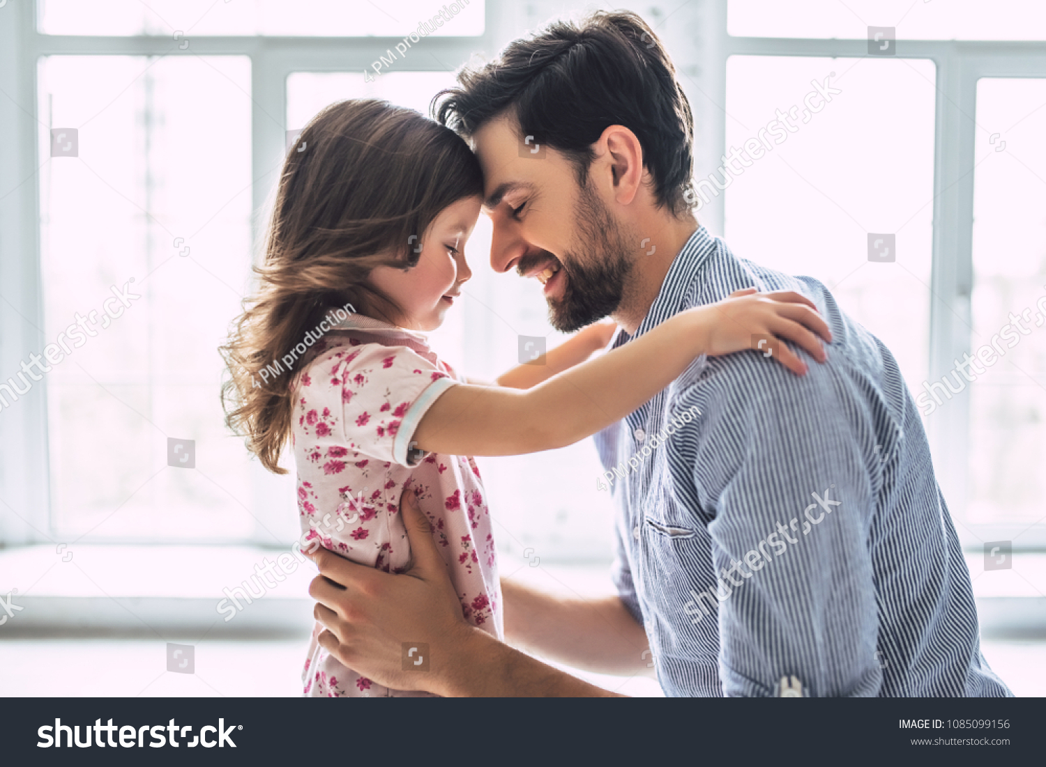 Dad's taboo daughter. Любовь отца. Отношения папа и дочь. О папе с любовью.
