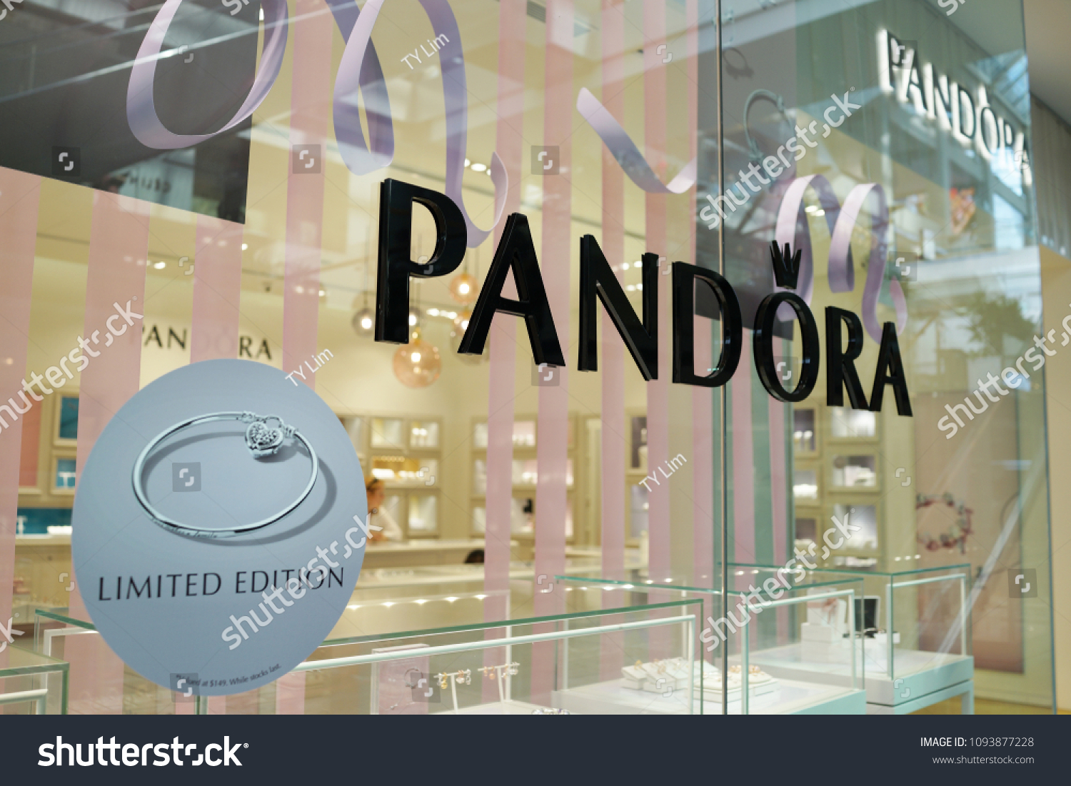 Pandora dubai