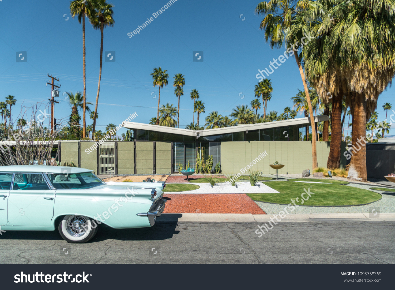 341 Mid Century Cars Images, Stock Photos & Vectors | Shutterstock