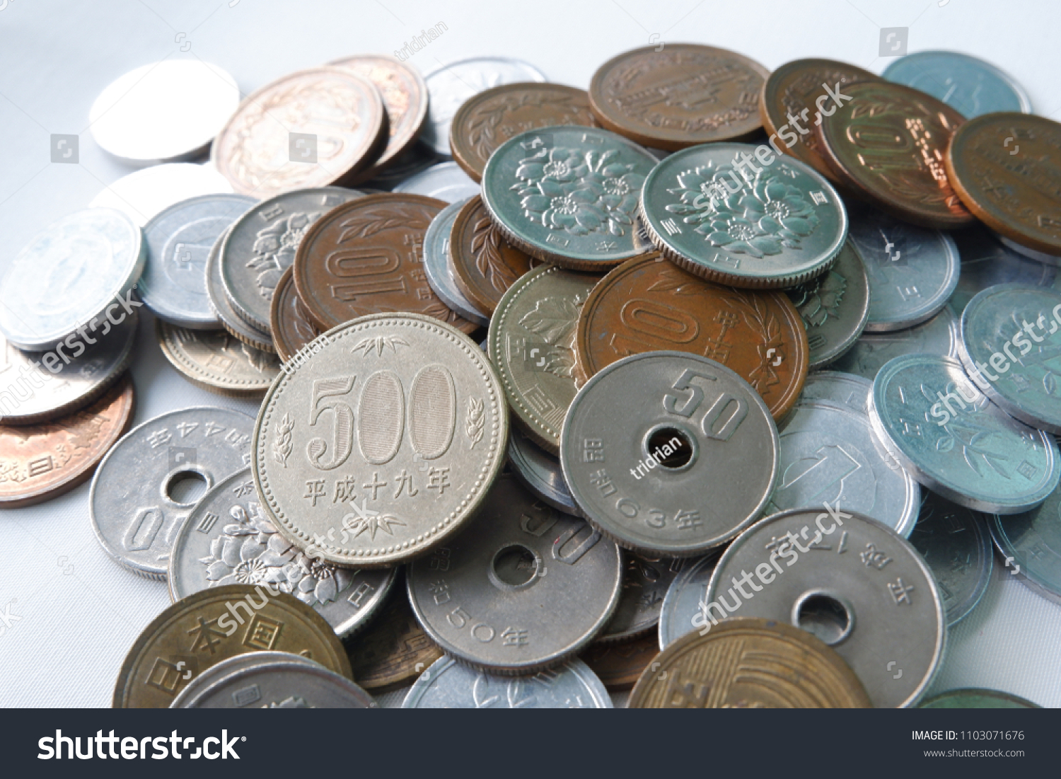 Pile Japanese Yen Coins Daily Use Stock Photo 1103071676 | Shutterstock