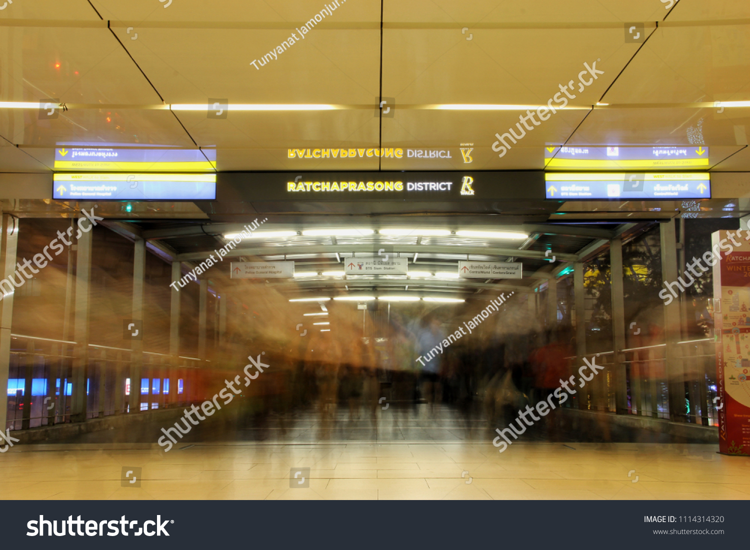 Ratchaprasong Skywalk Between Chidlom Station Siam Stock Photo Ratchaprasong Skywalk Between Chidlom Station Siam Stock Photo