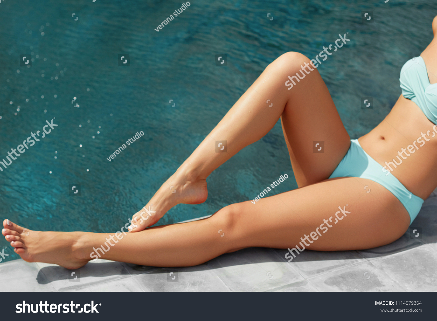 Sexy Suntan Bikin Woman Legs Relaxing Stock Photo 1114579364 Shutterstock