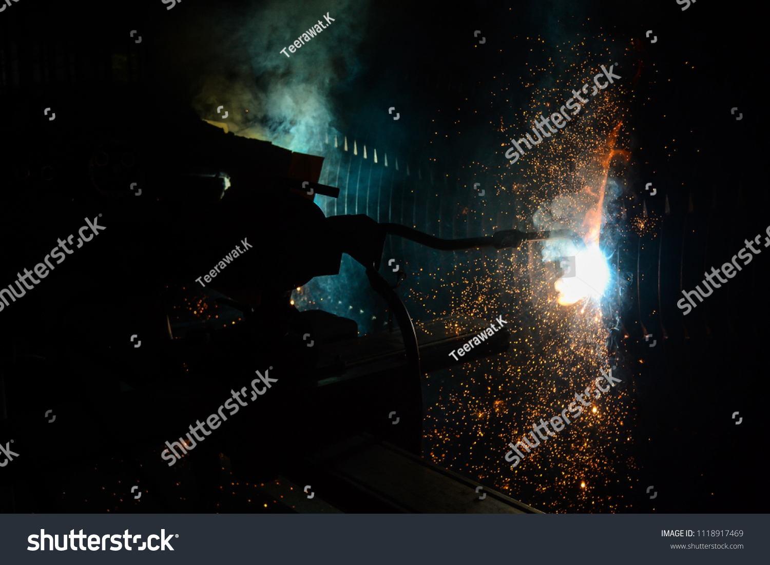 Welding Head Automatic Welding Machine Worker Stock Photo 1118917469 ...