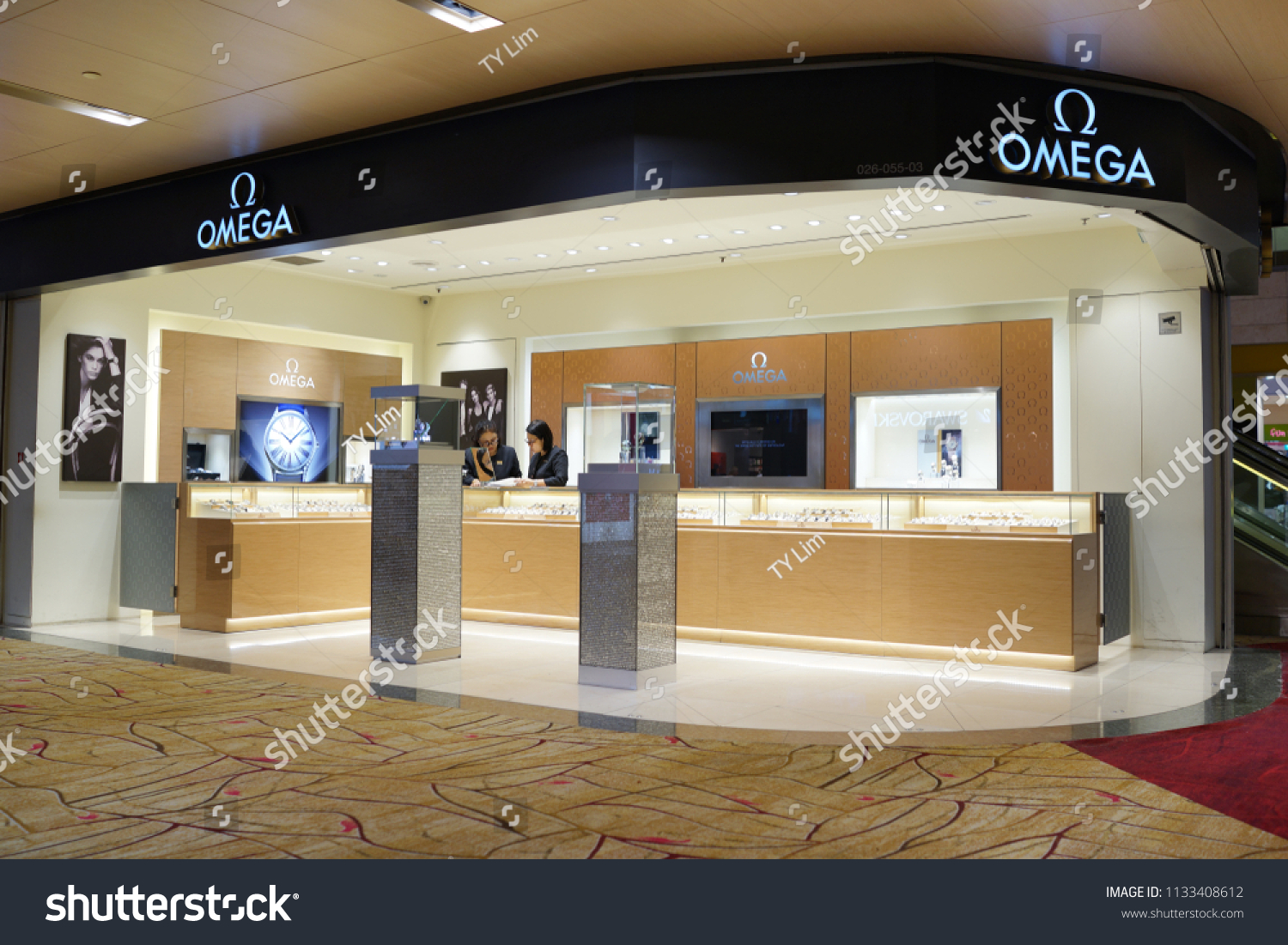 omega watches store