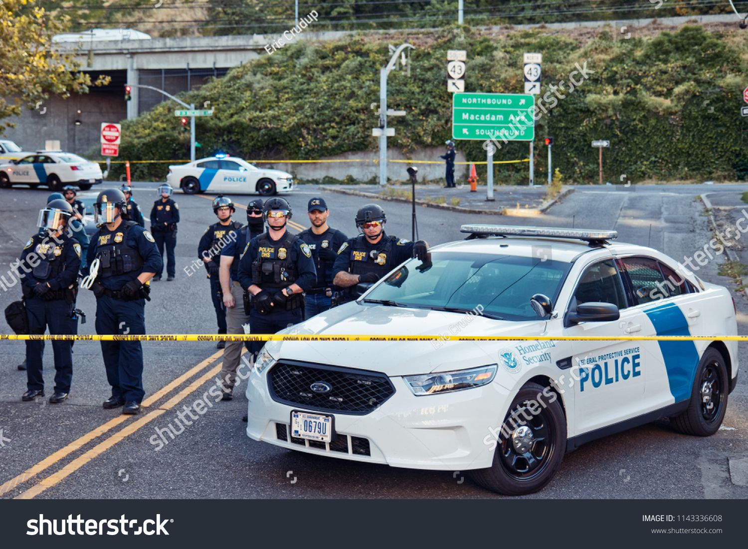 17 Illegal Alien Arrest Images, Stock Photos & Vectors | Shutterstock