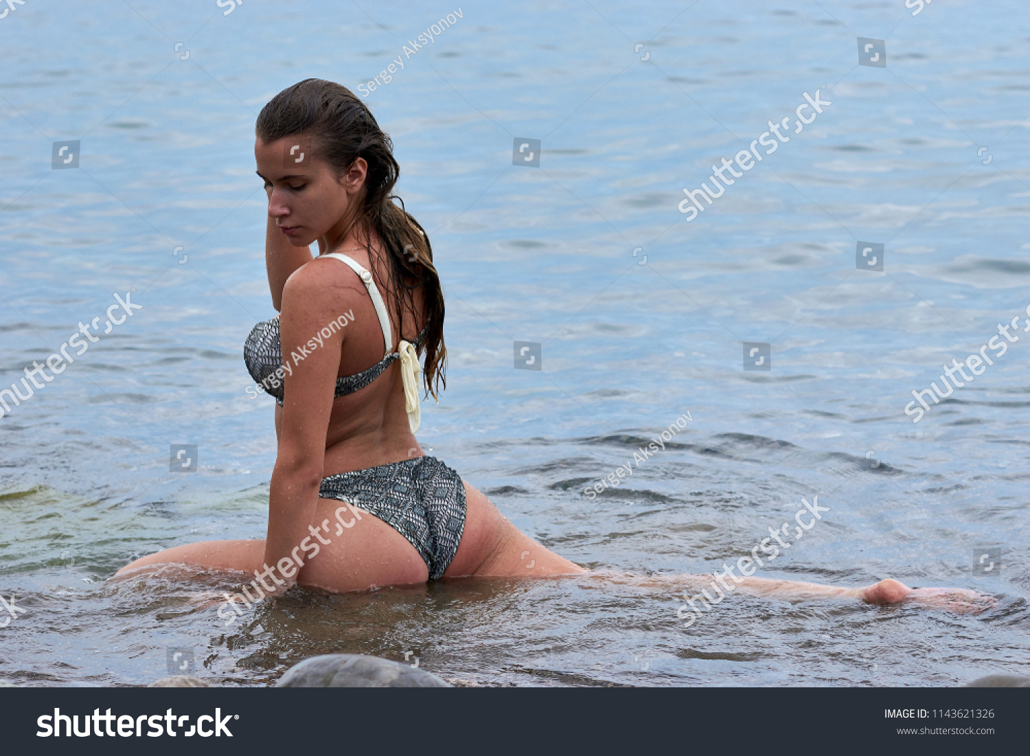 Sexy Women On The Beach