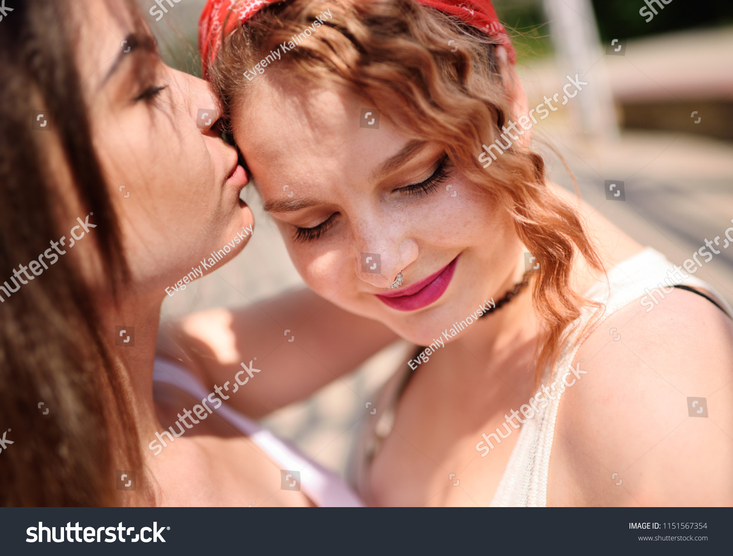 Lesbian kissing contest