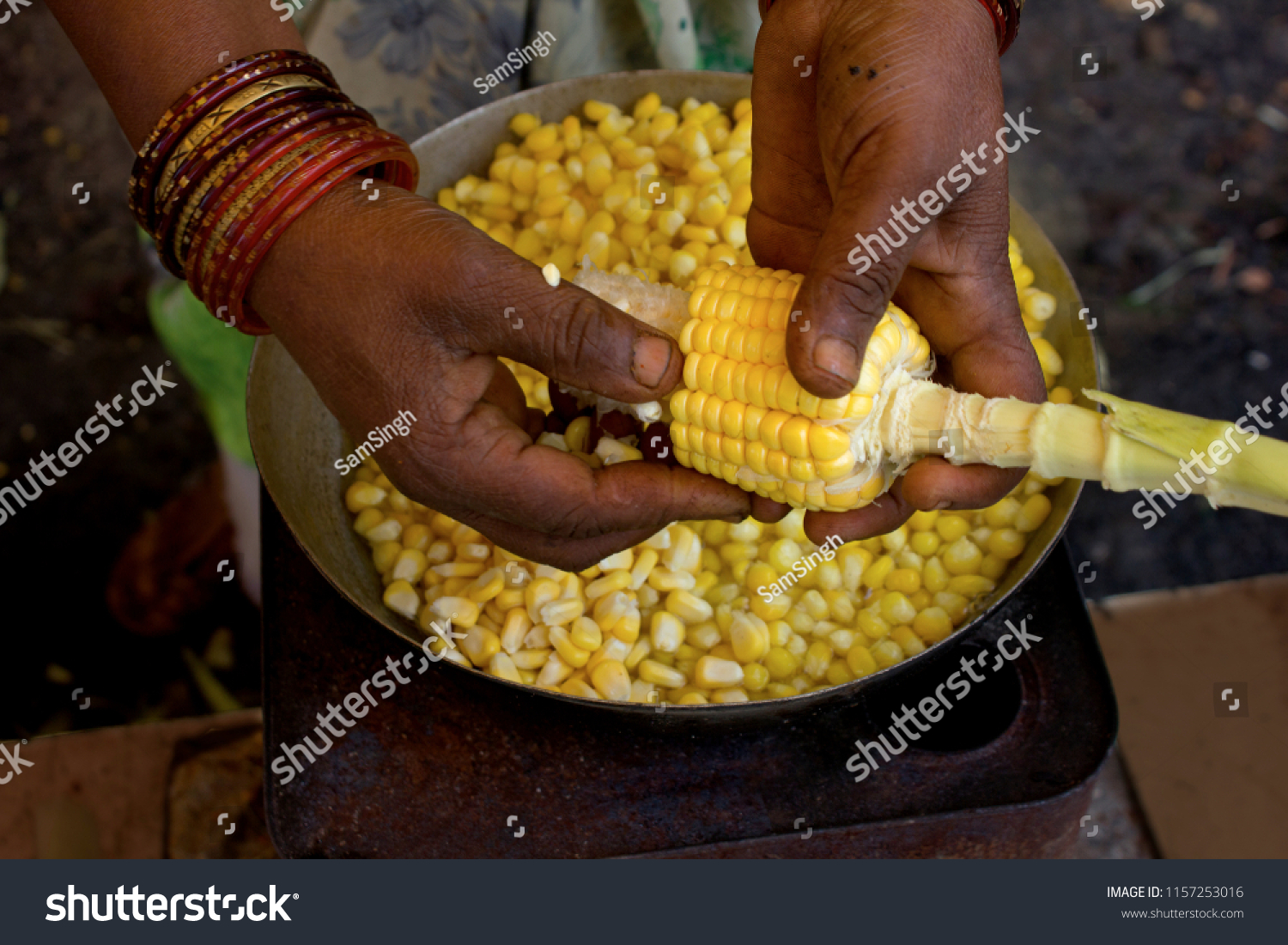 Indian Woman Taking Corn Off Cob Stock Photo 1157253016 | Shutterstock