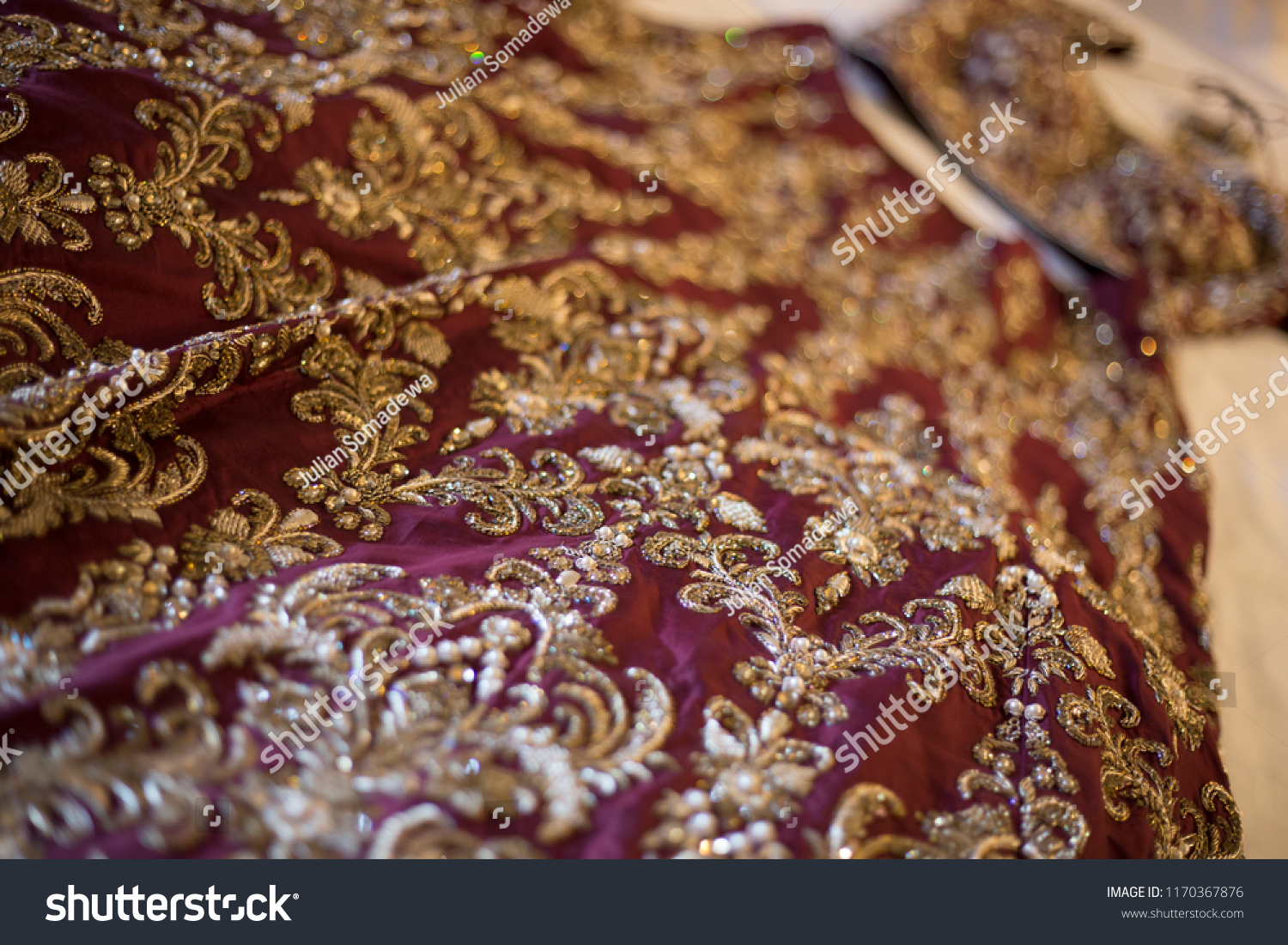 Beautiful Indian Wedding Dress Stock Photo 1170367876 | Shutterstock