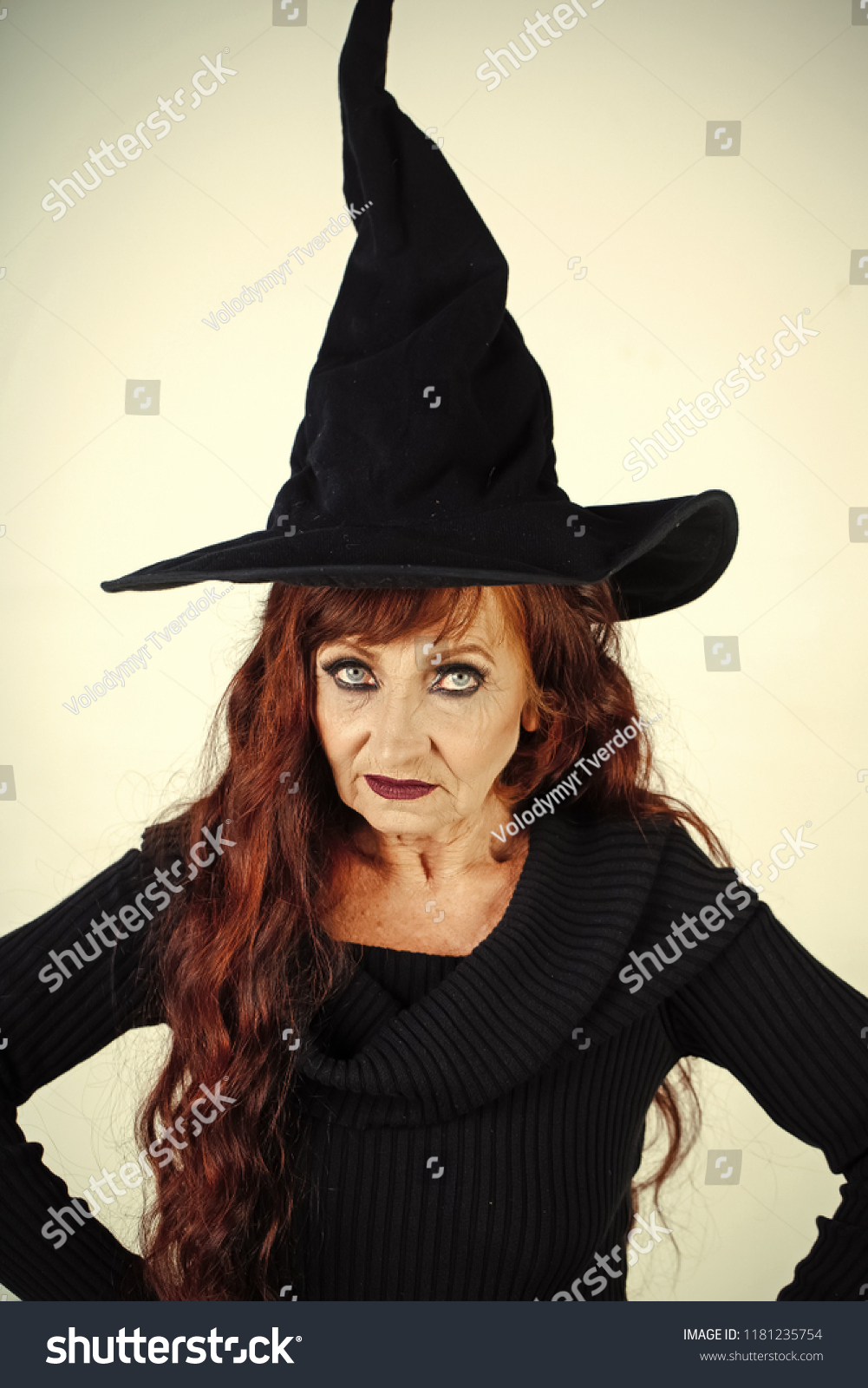 ladies witch hat