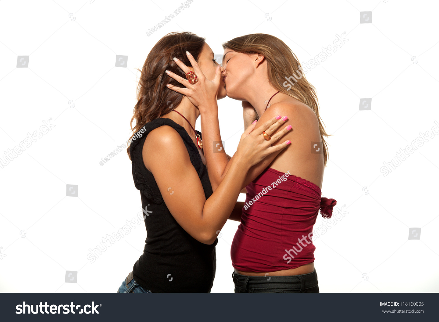 Kuss zwischen zwei Frauen Stockfoto 118160005 Shutterstock.