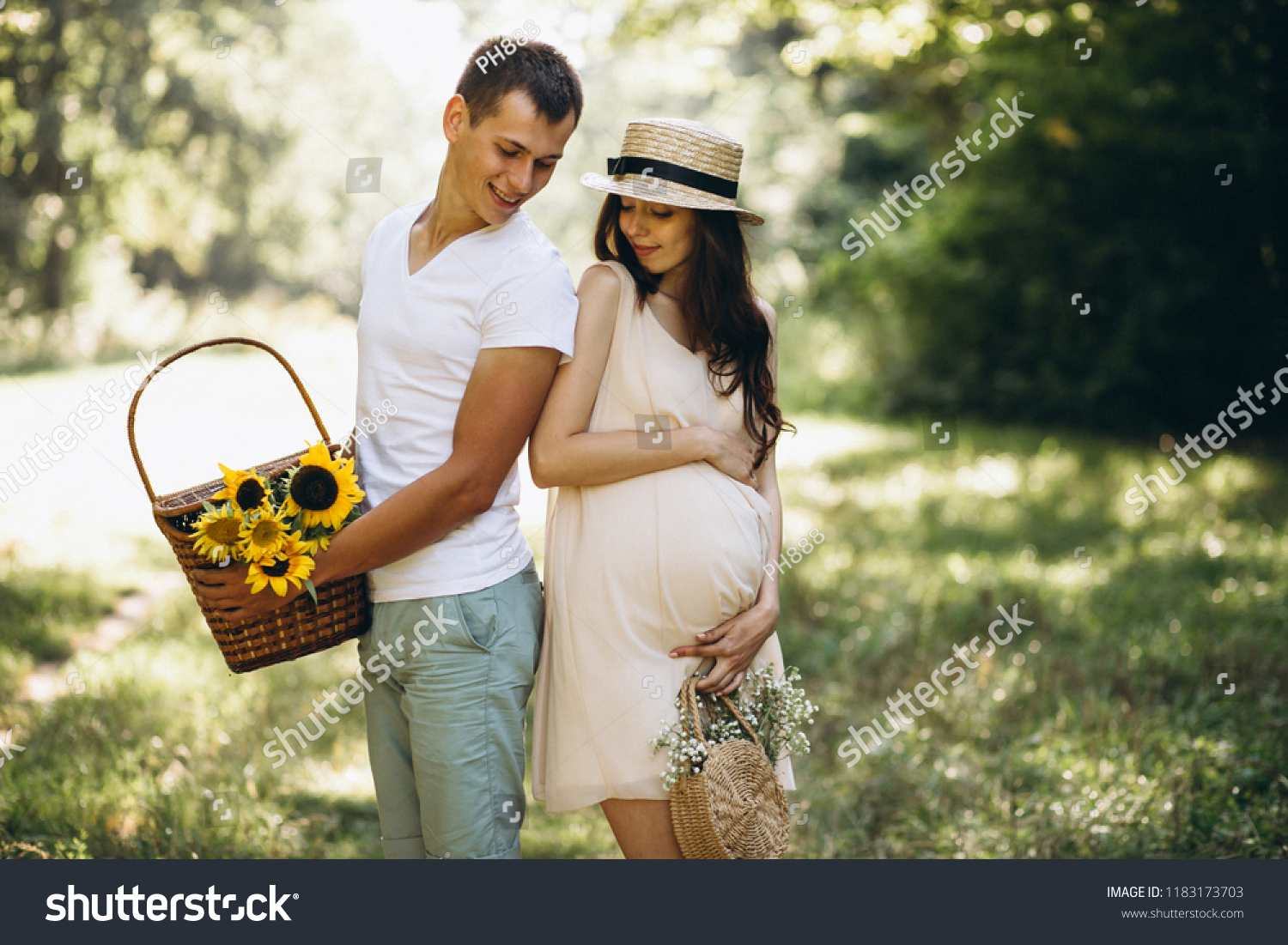 Беременная фотосессия пикник
