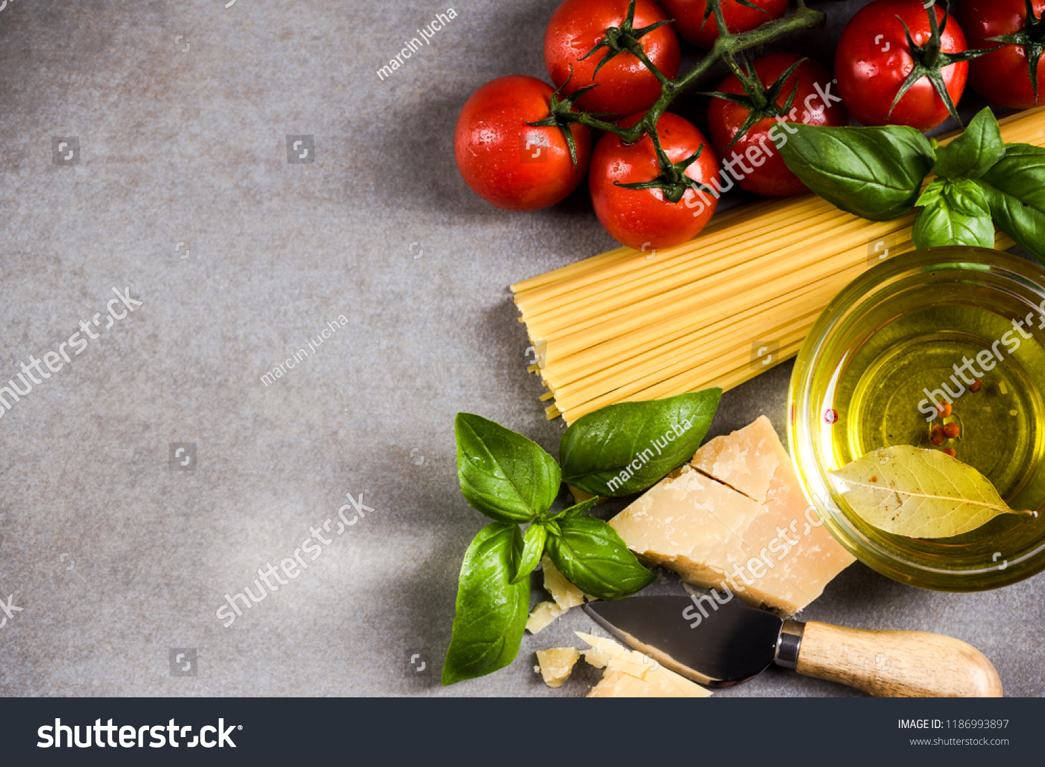 Italian Spaghetti Pasta Border Background Stock Photo 1186993897 ...