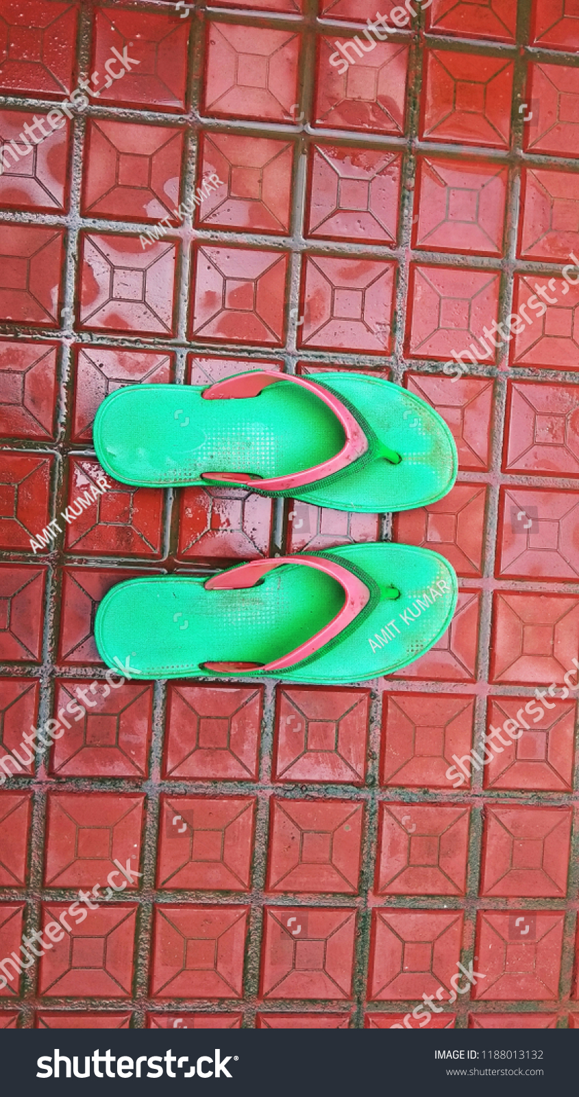 floor chappal