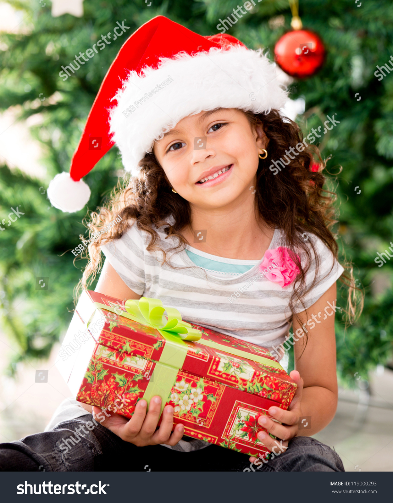 5,596 Christmas Kids Hispanic Images, Stock Photos & Vectors | Shutterstock