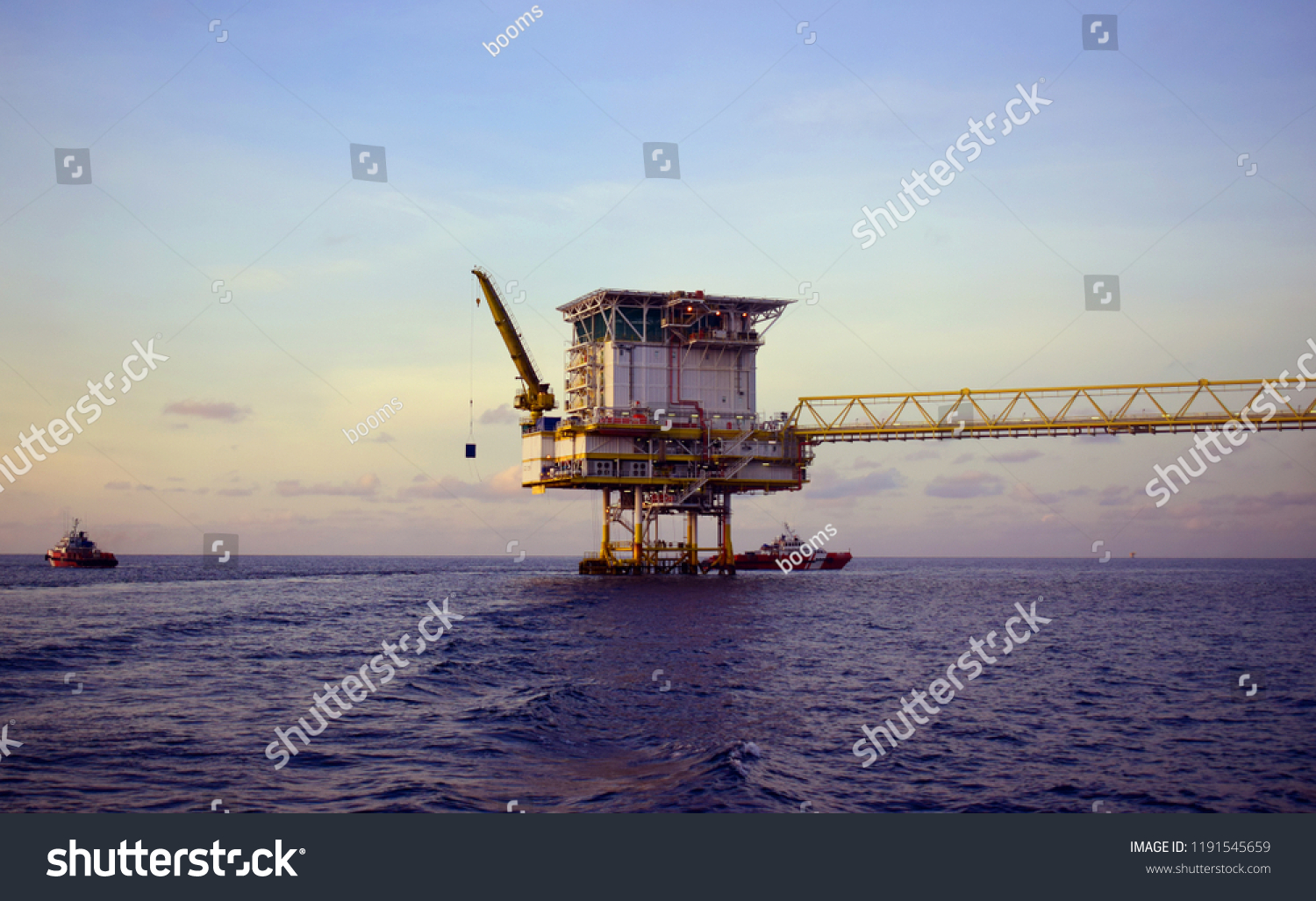 Offshore Oil Rig Platform Sea Power Stock Photo 1191545659 | Shutterstock