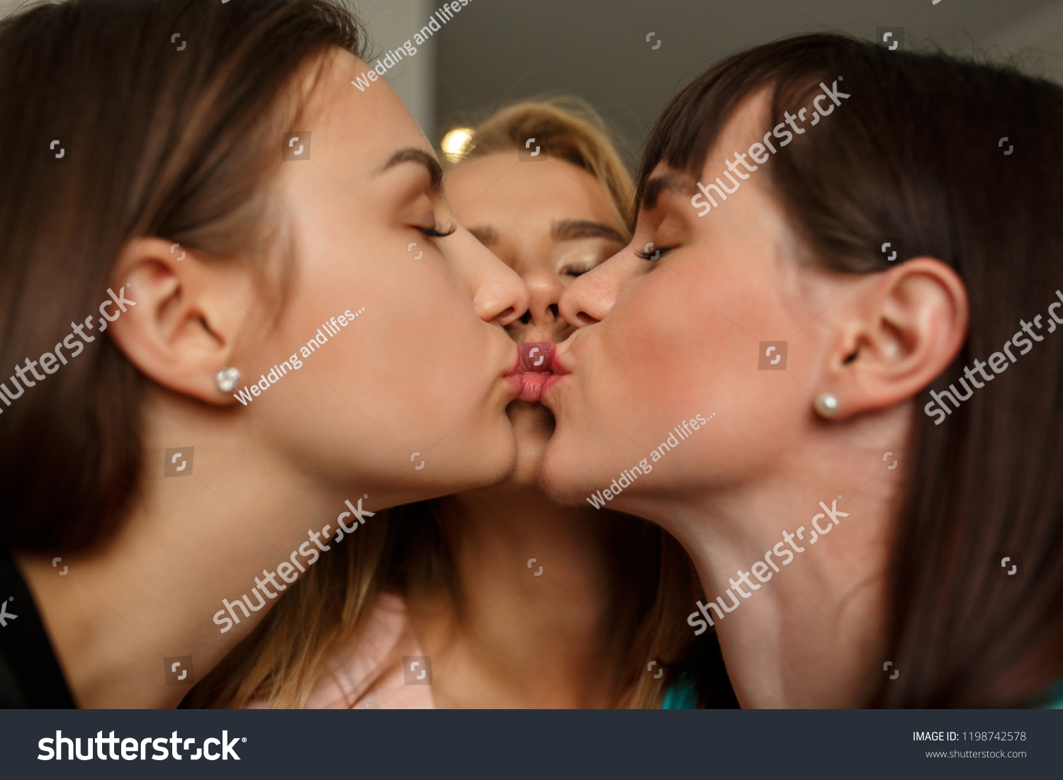 Lesbian kiss banque d'images