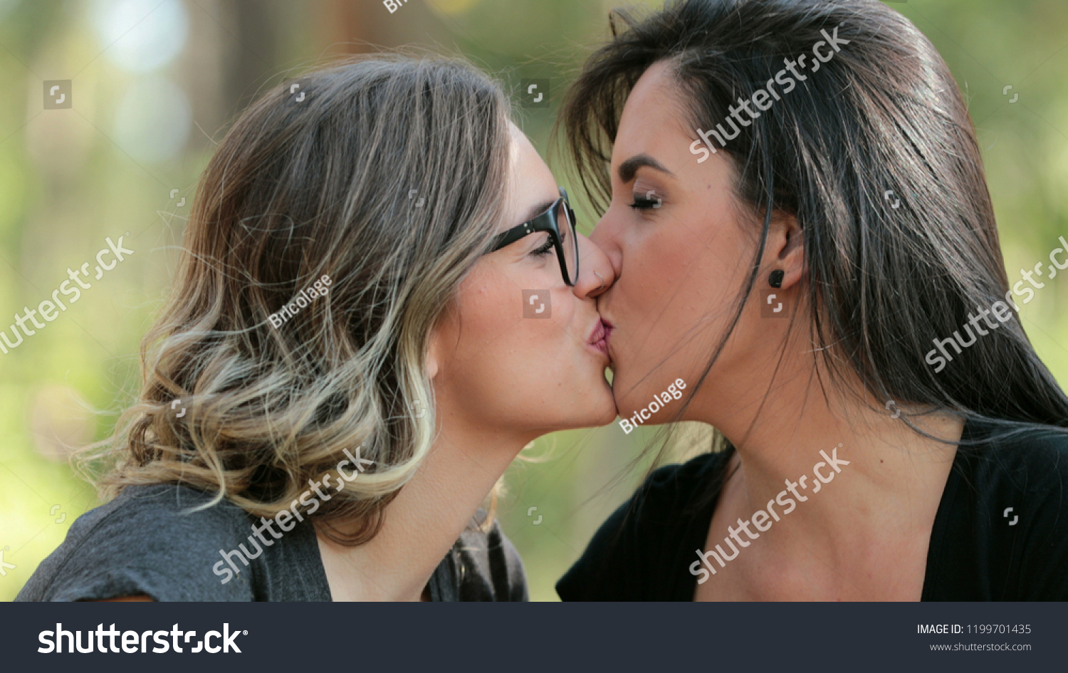 Lesbians Kiss Each Other