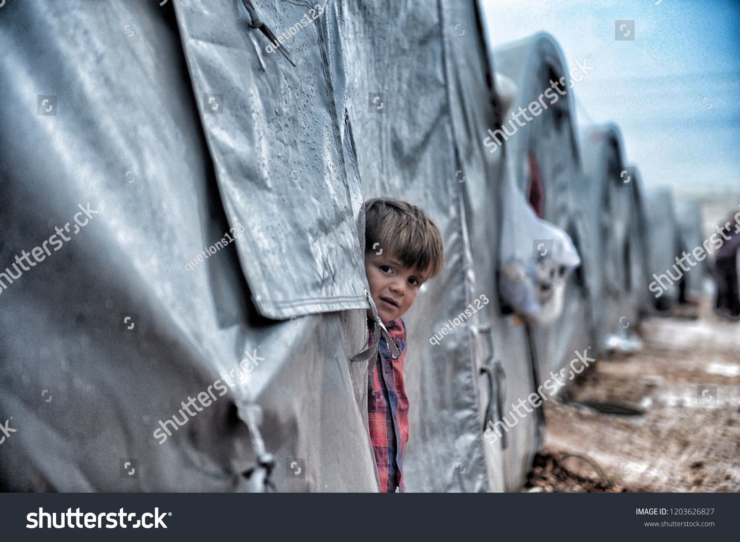 4,527 Refugees Syrian Civil War Images, Stock Photos & Vectors ...