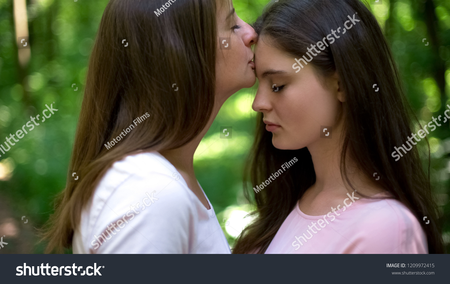 Mother Daughter Lesbian Girlfriends