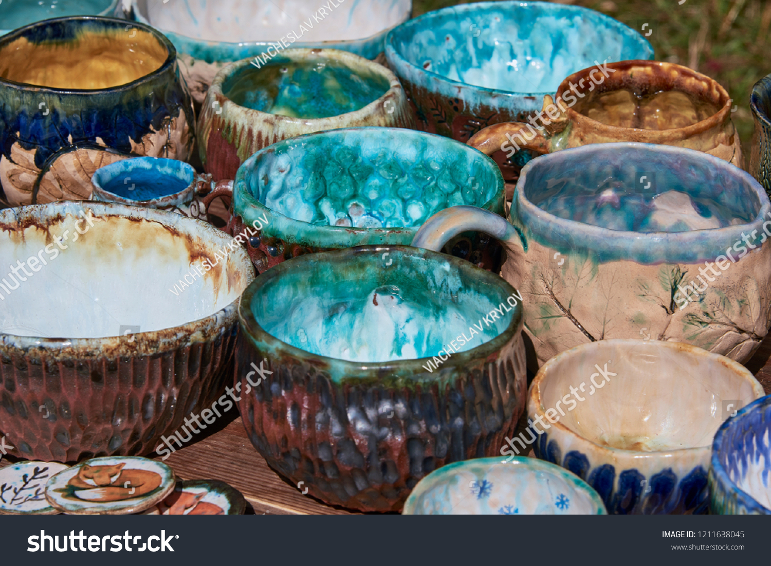 15,880 Glazing Pottery Images, Stock Photos & Vectors | Shutterstock