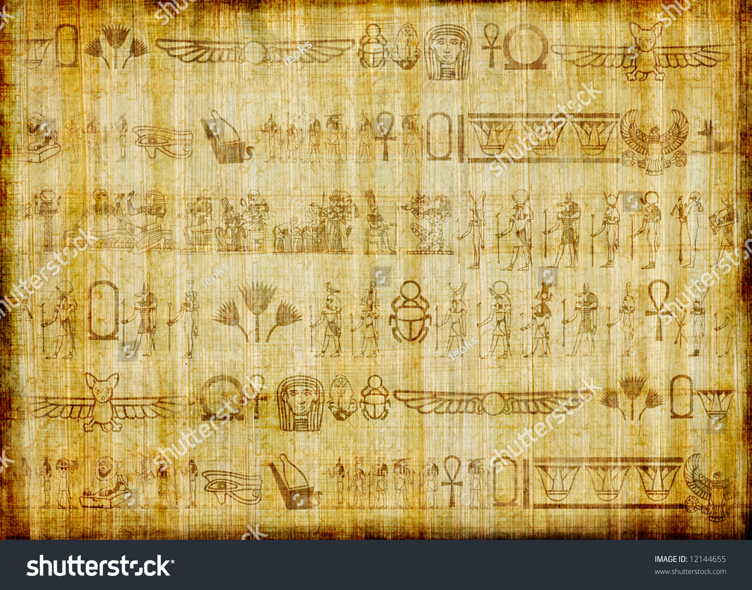 Египетские иероглифы на папирусе фото