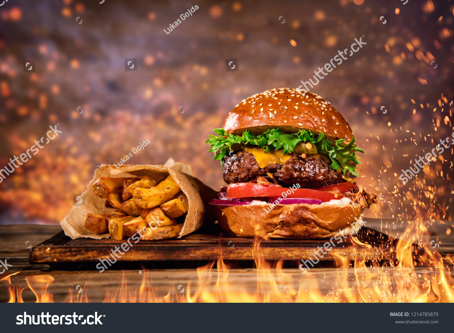 Бургер в огне
