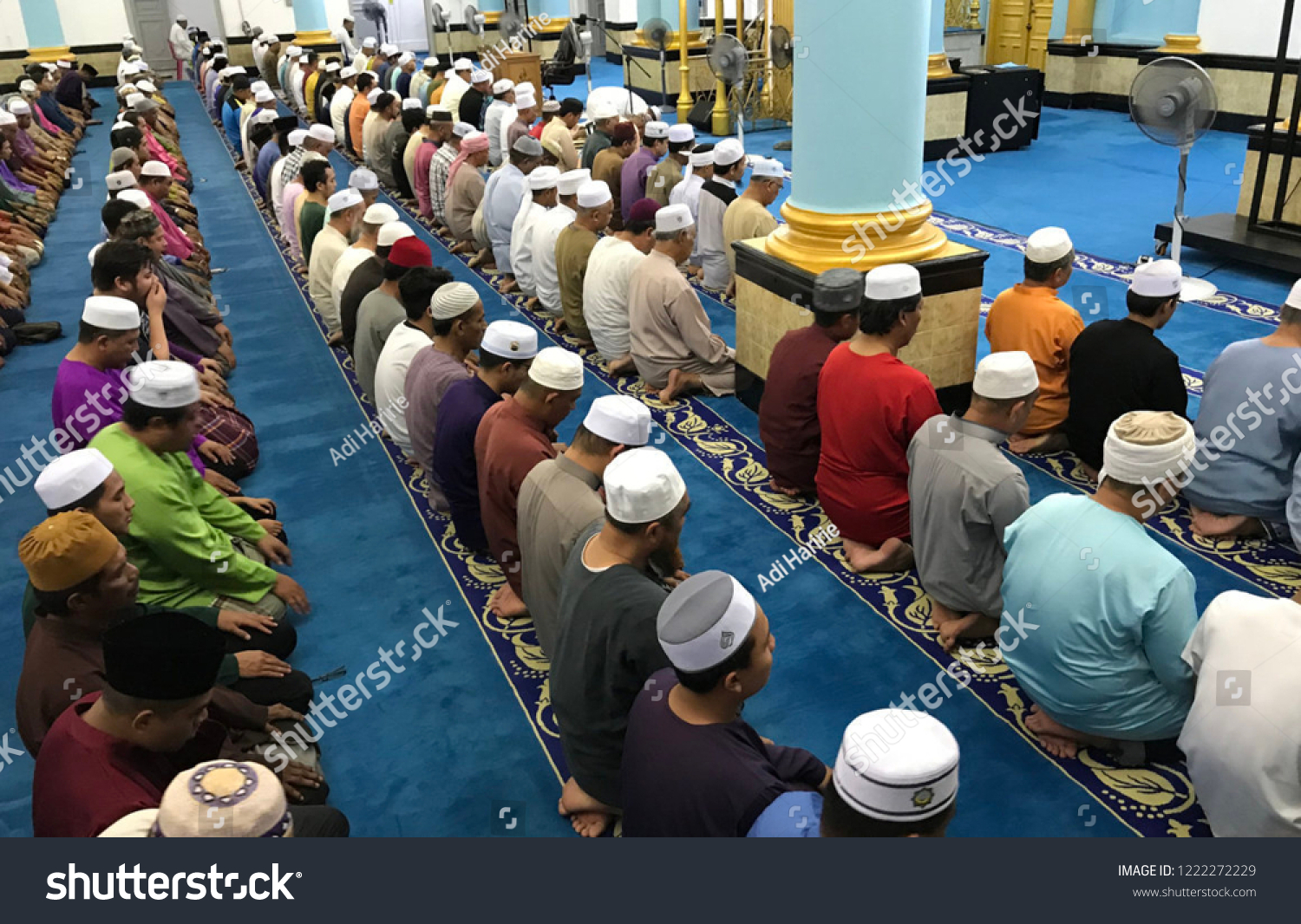 Johor Malaysia 20 Oktober 2017 Muslims Stock Photo 1222272229 ...