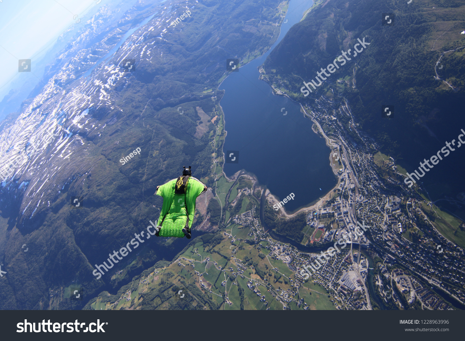 wingsuit jumping norway