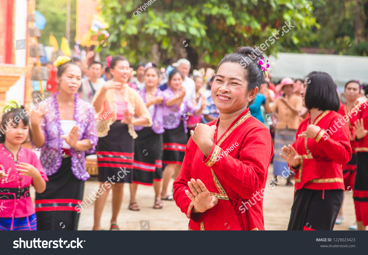 13 Tan kuay sa lak festival Images, Stock Photos & Vectors | Shutterstock