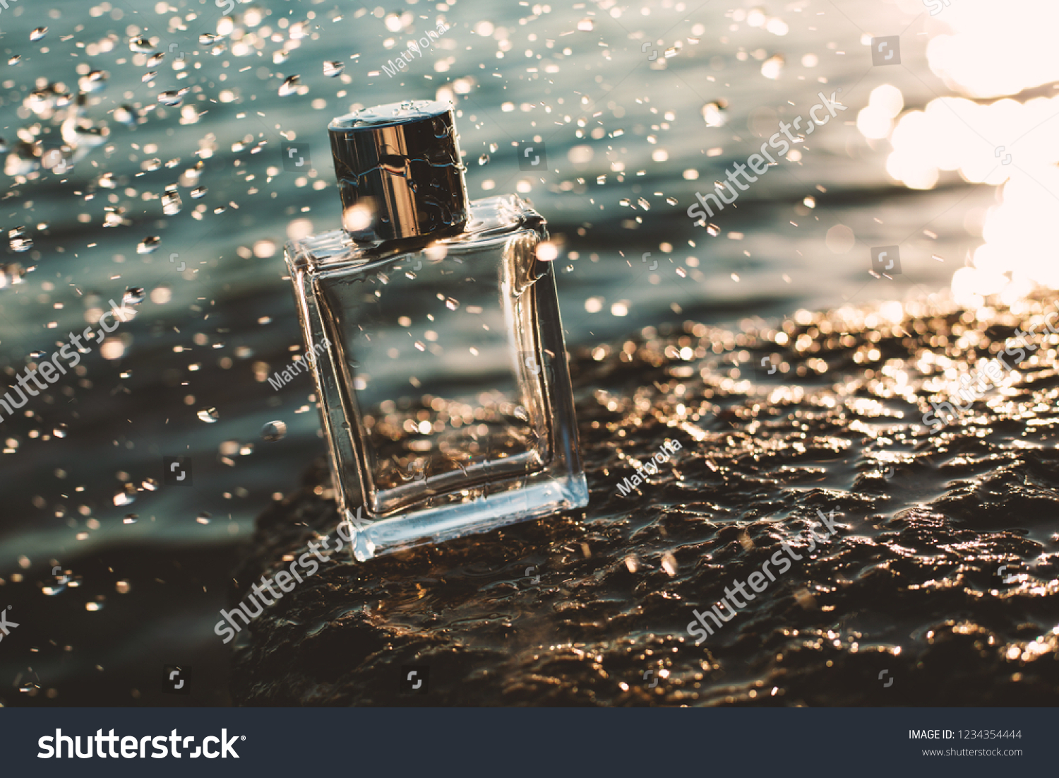 aqua splash perfume