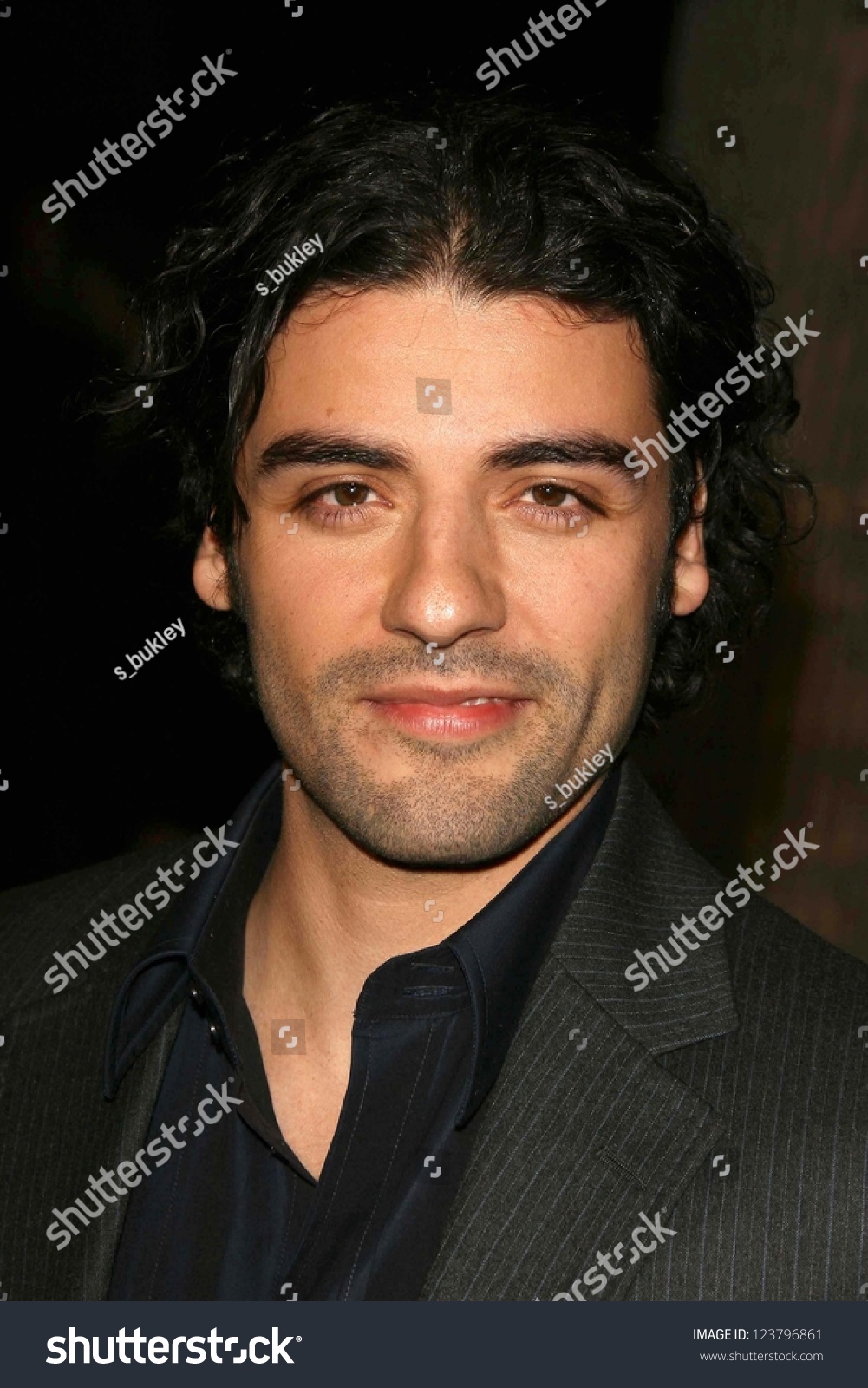 Los Angeles November 28 Oscar Isaac Stock Photo 123796861 | Shutterstock