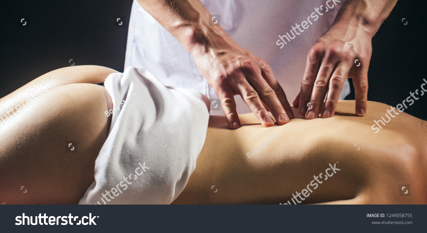 Girls Massage Naked