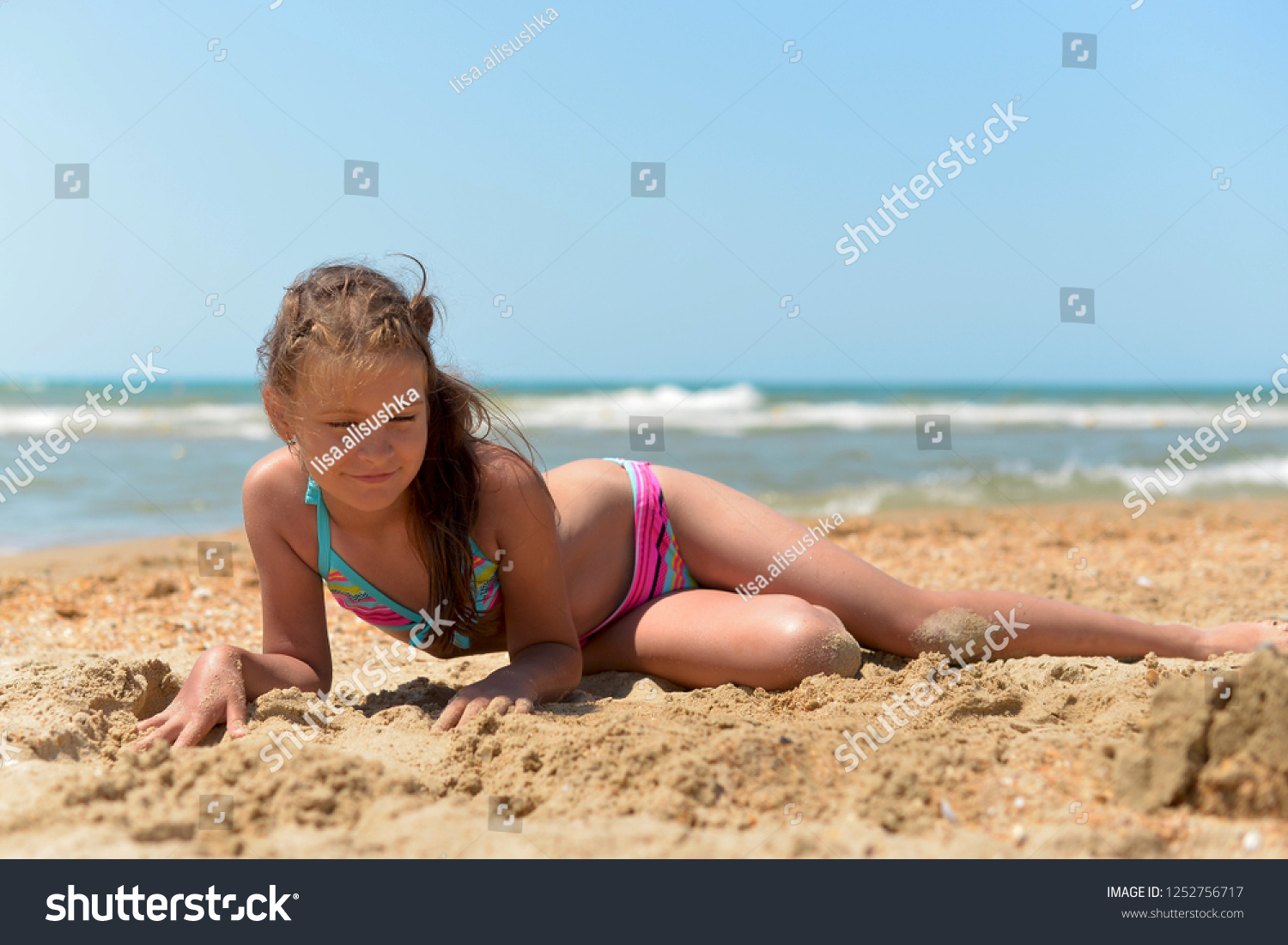 Hot Beach Teens
