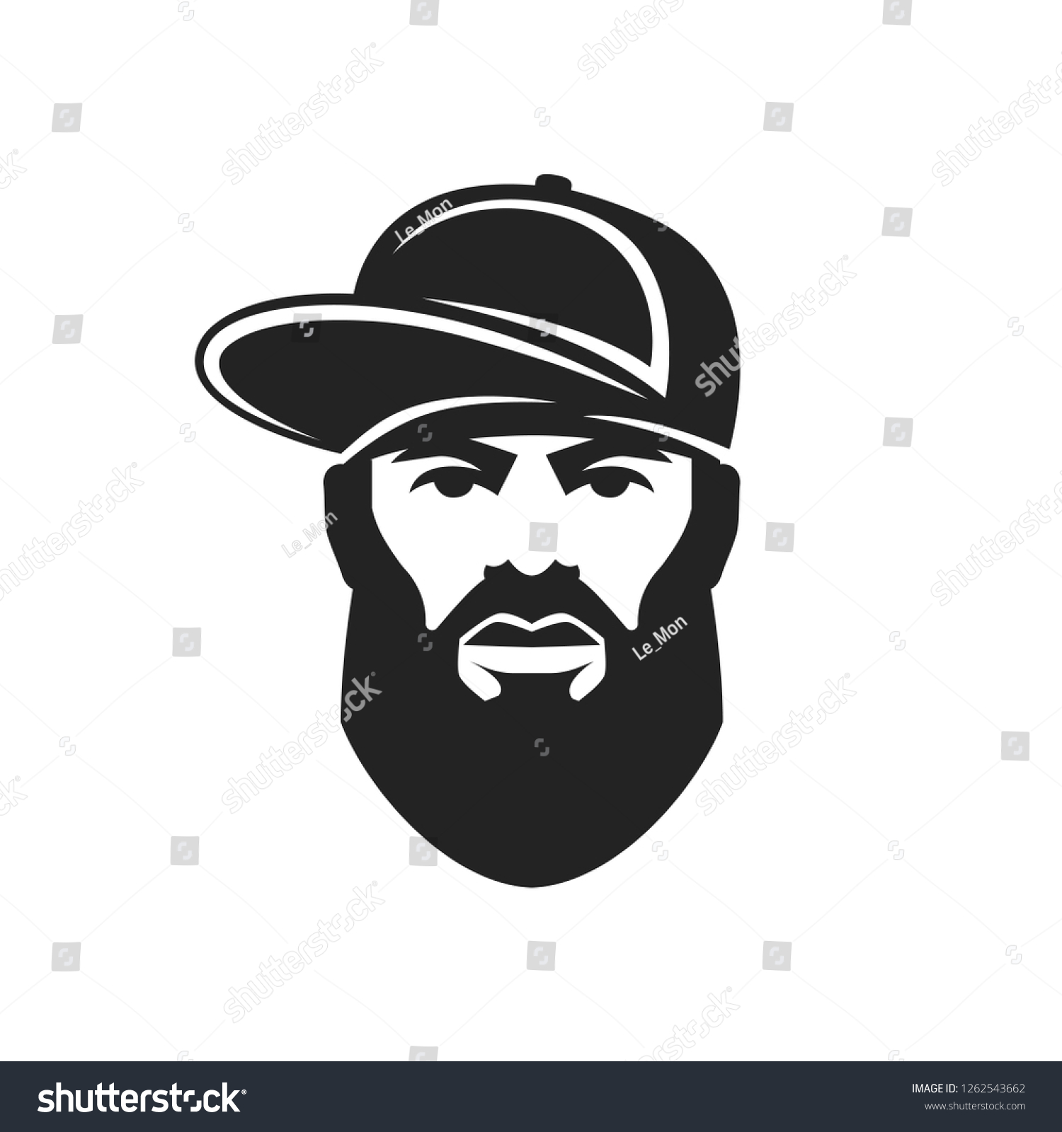 Мужчина в кепке с бородой