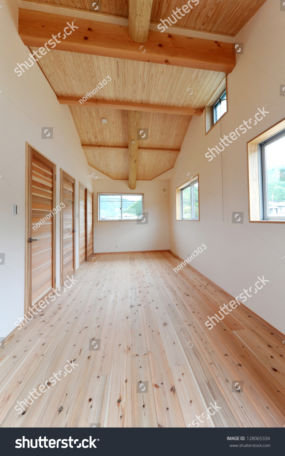 New Modern Wooden House Inside库存照片 Shutterstock