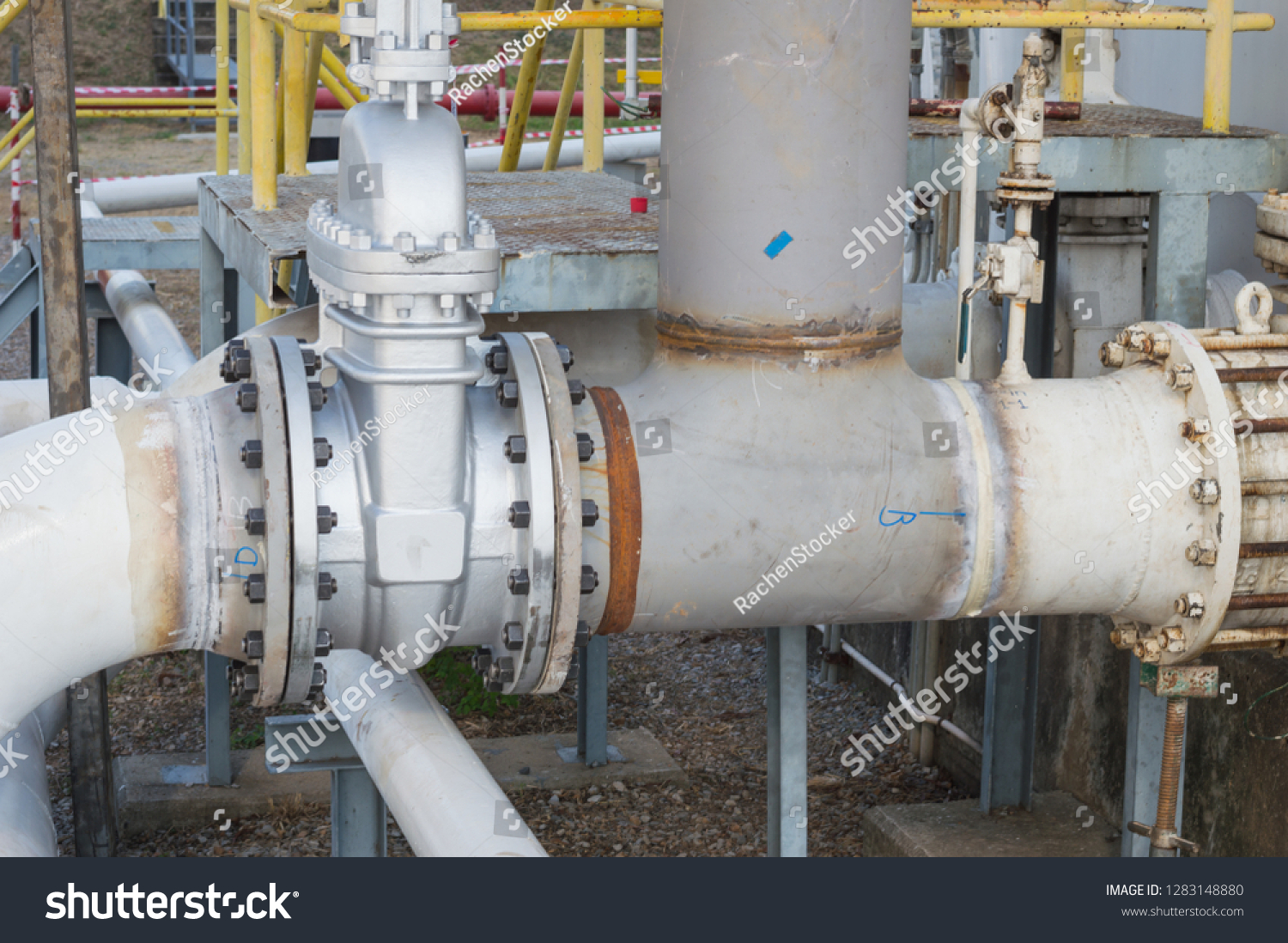 Construction New Energy Pipeline Underway Gas Stock Photo 1283148880 ...