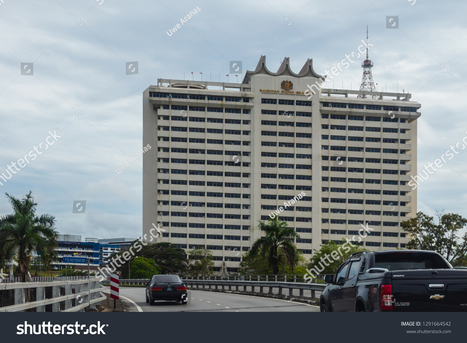 Kuching Sarawak Malaysia July 16 2017 Stock Photo 1291664542 Shutterstock   Stock Photo Kuching Sarawak Malaysia July Government Building Bangunan Sultan Iskandar Home Of 1291664542 