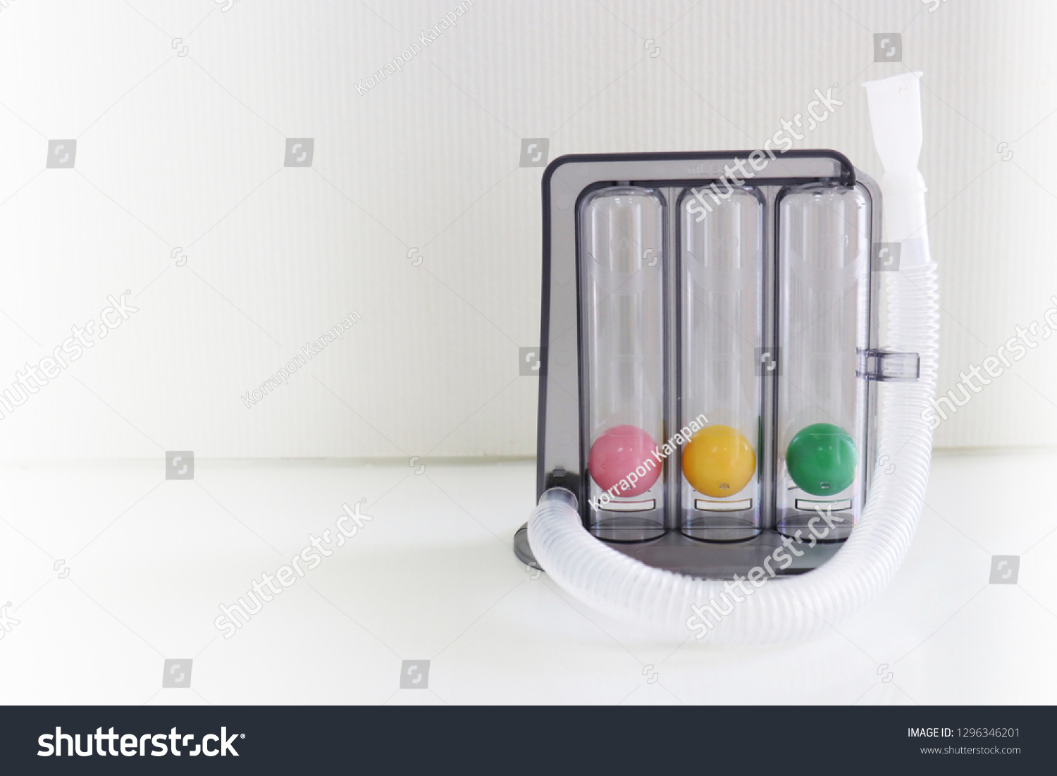 Triflow Incentive Spirometer Inhalation Exercise On Stock Photo ...