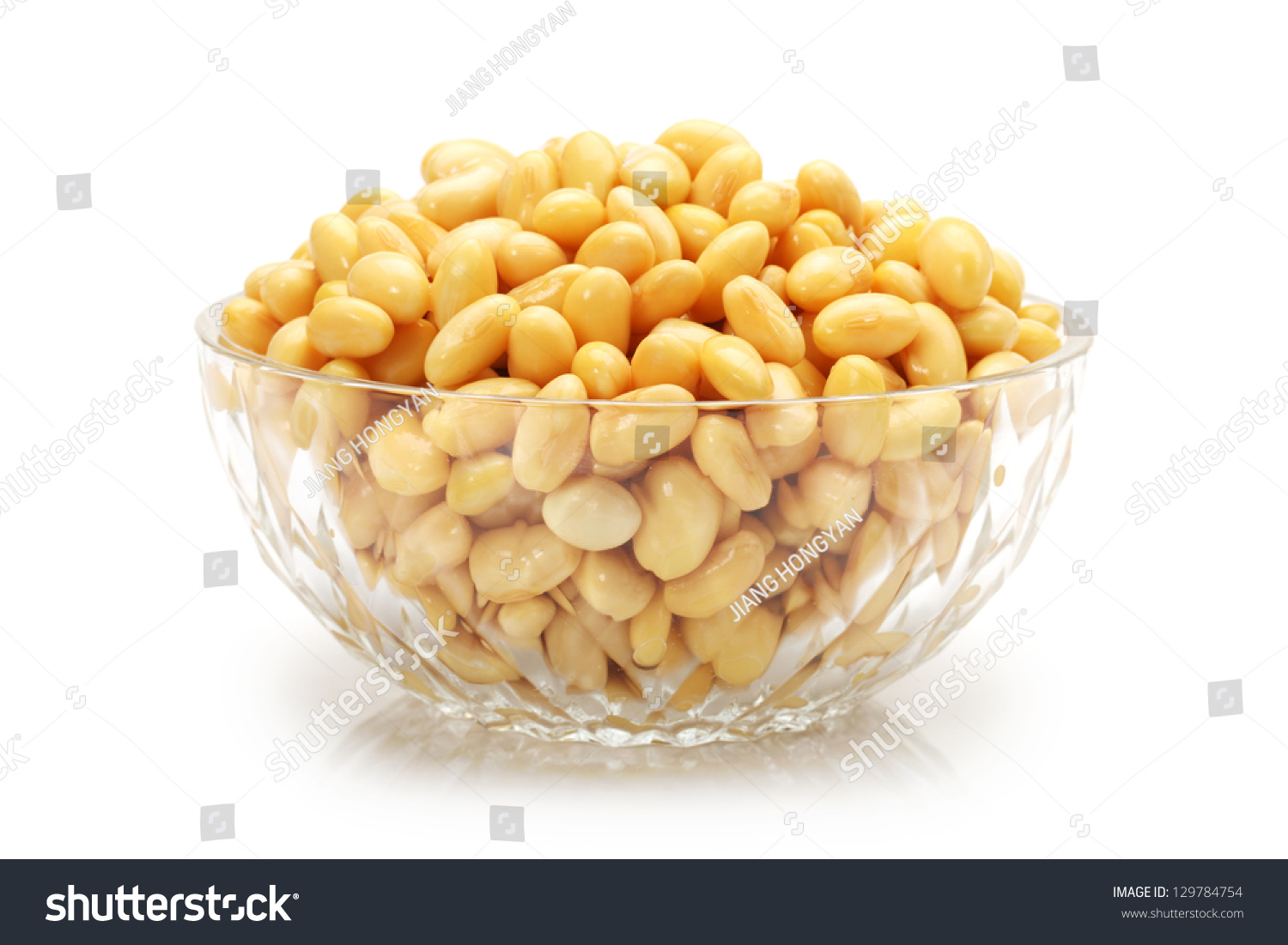 Soybean Isolated On White Background Stock Photo 129784754 | Shutterstock