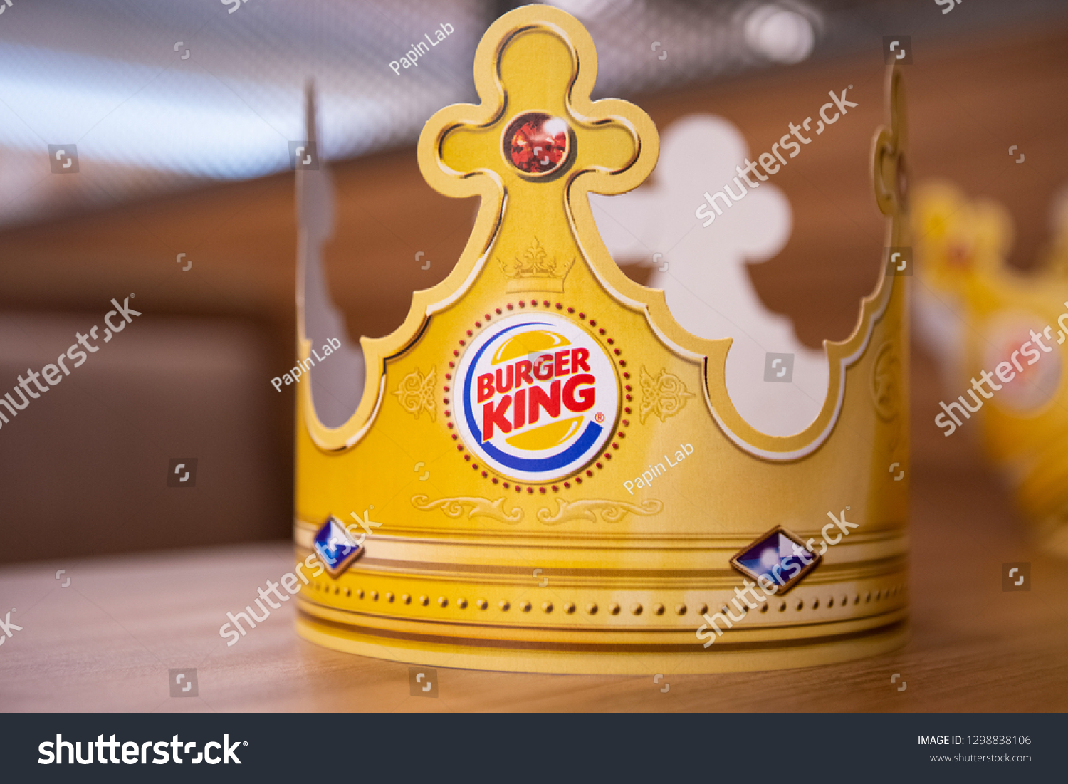 burger king king hat