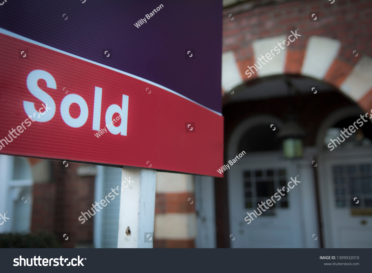 British Estate Agent Sign Board House Stock Photo 1309932010 | Shutterstock