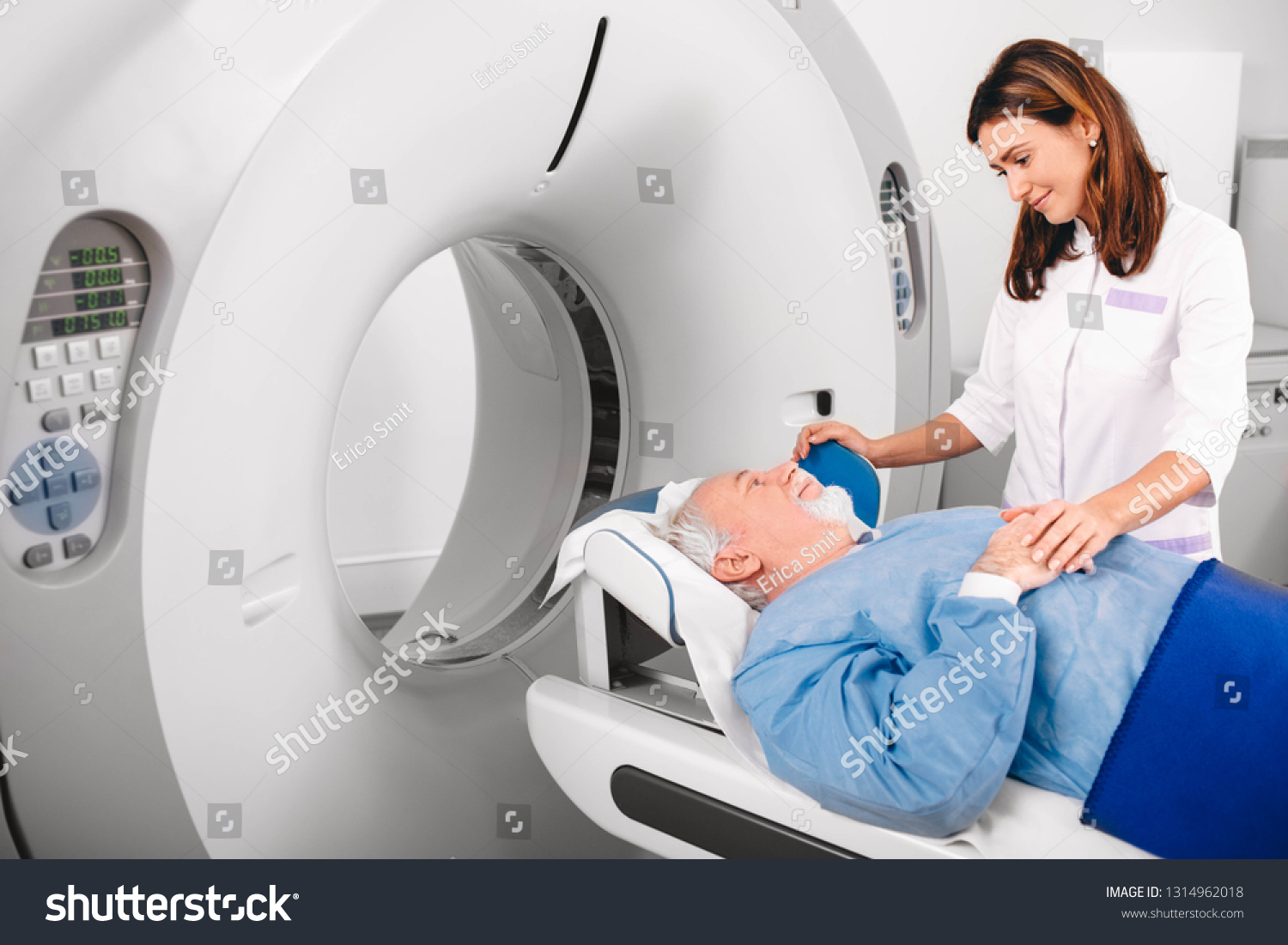 9,876 Mri tests Images, Stock Photos & Vectors | Shutterstock