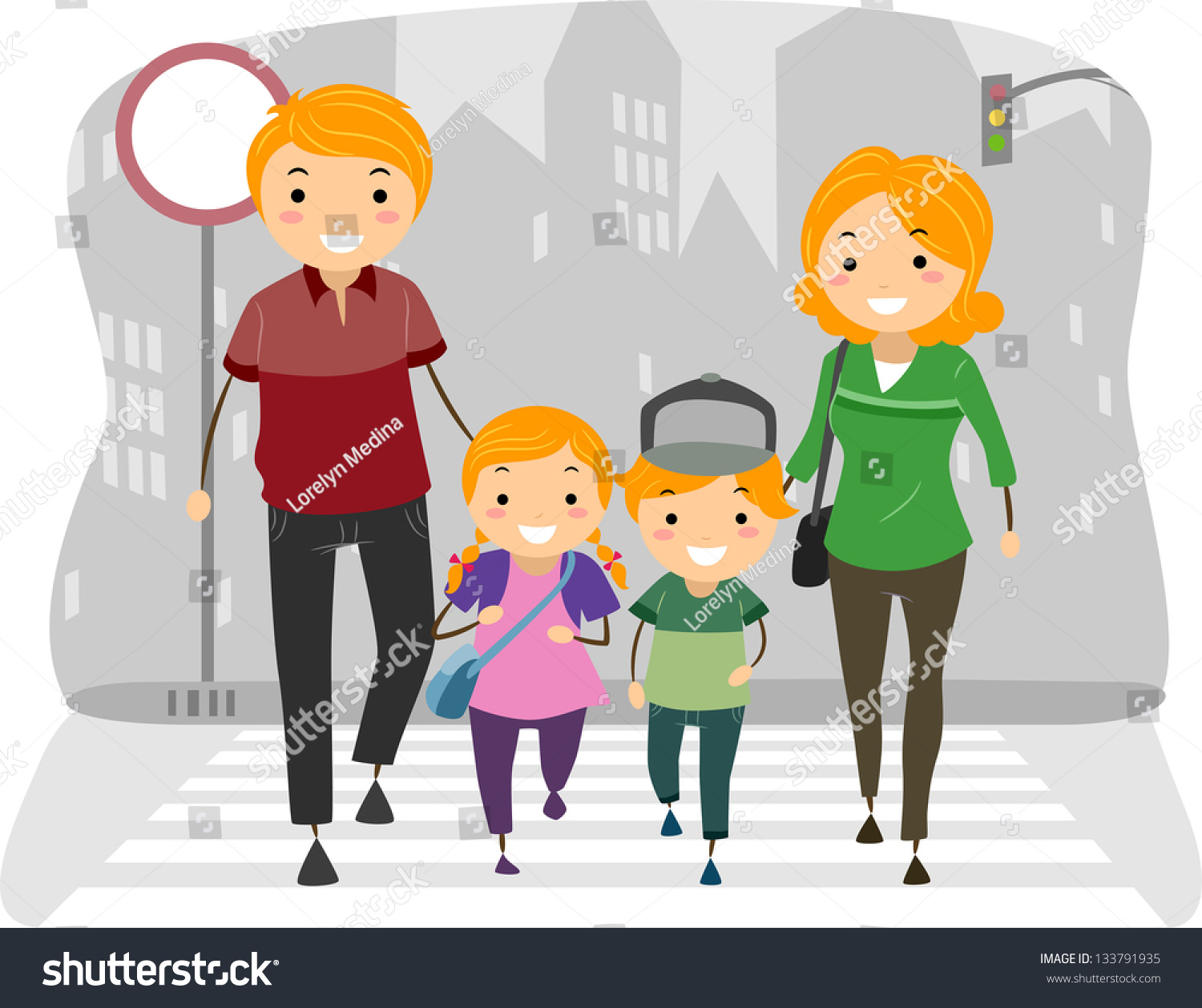 Семья переходит дорогу