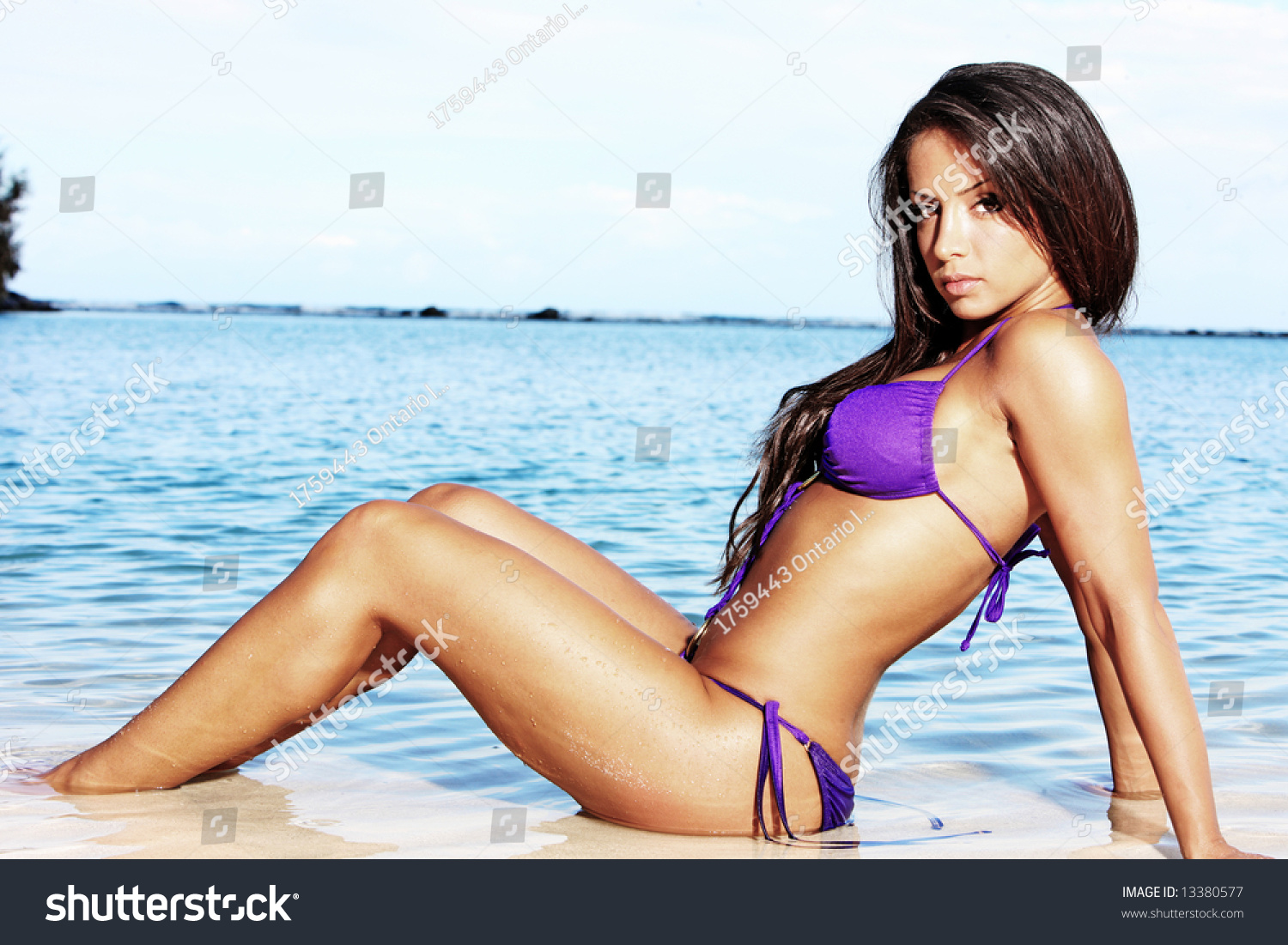 Sexy Bikini Girl Lying On Beach Foto Stok 13380577 Shutterstock 5796