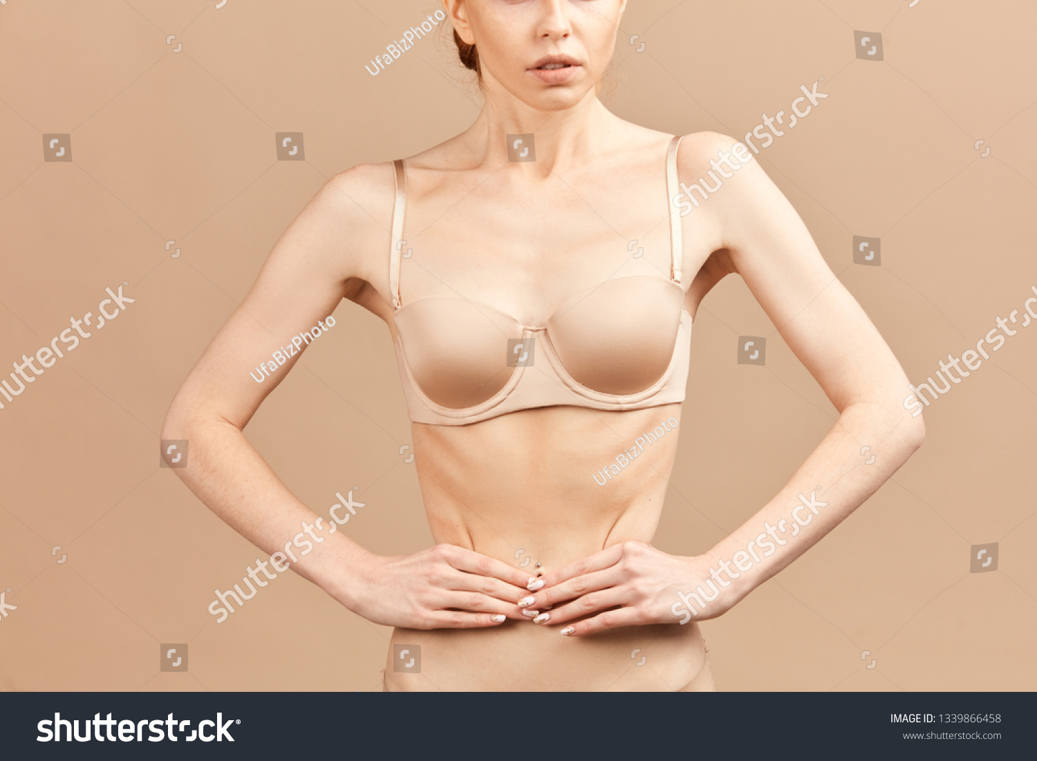 Nude Skinny Woman