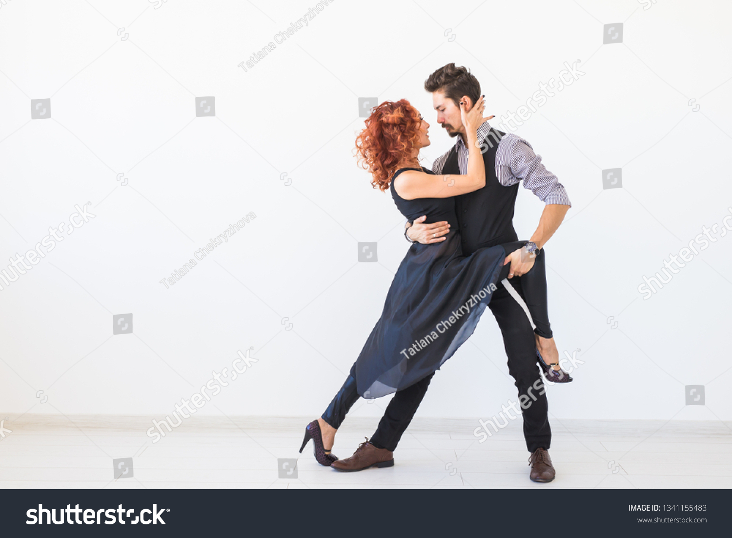 Social Dance Kizomba Tango Salsa People Stock Photo 1341155483 ...